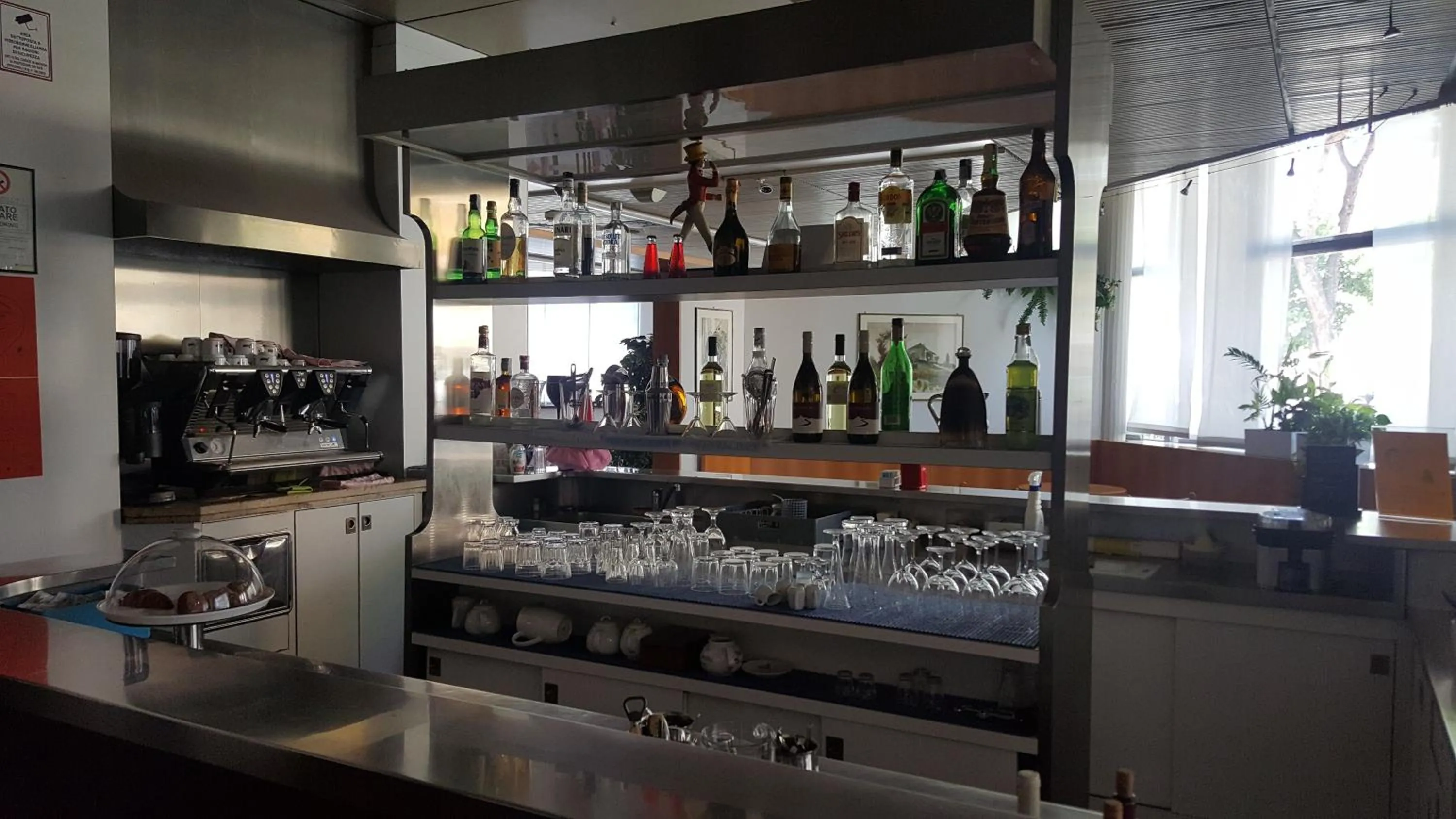 Lounge or bar in Hotel Cristallo