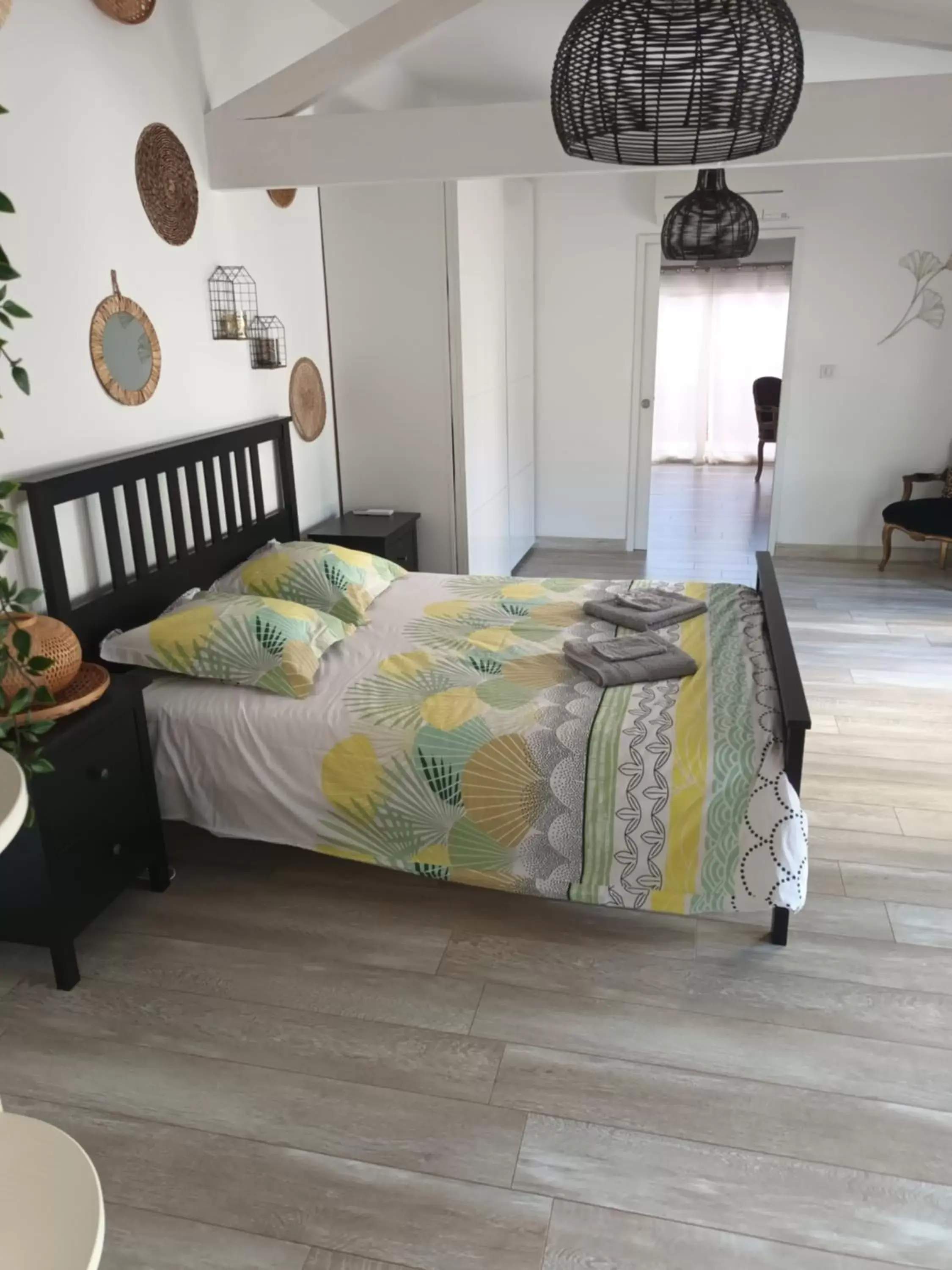 Bedroom, Bed in La villa de Fleury