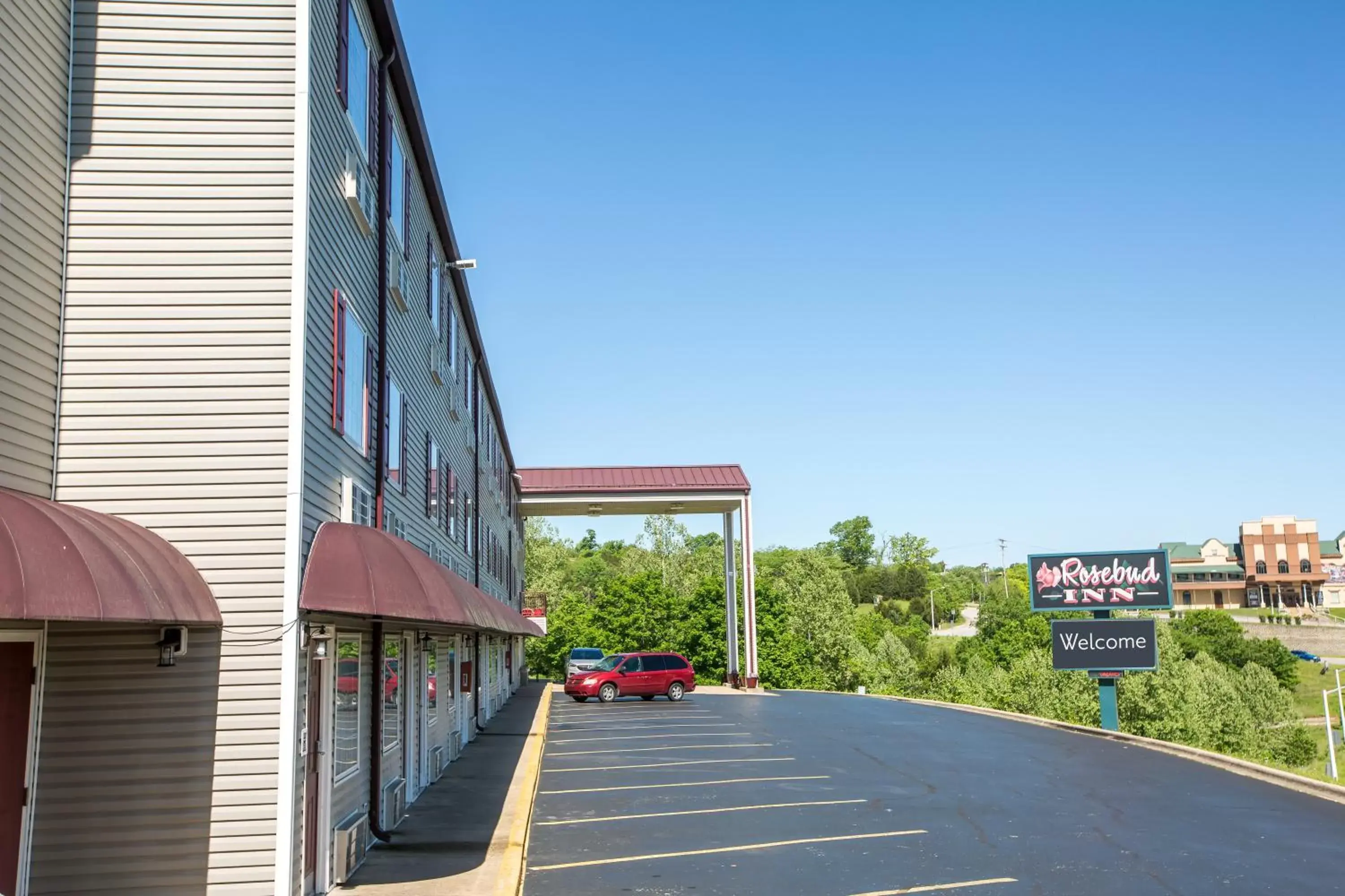 Property building in Rosebud Inn