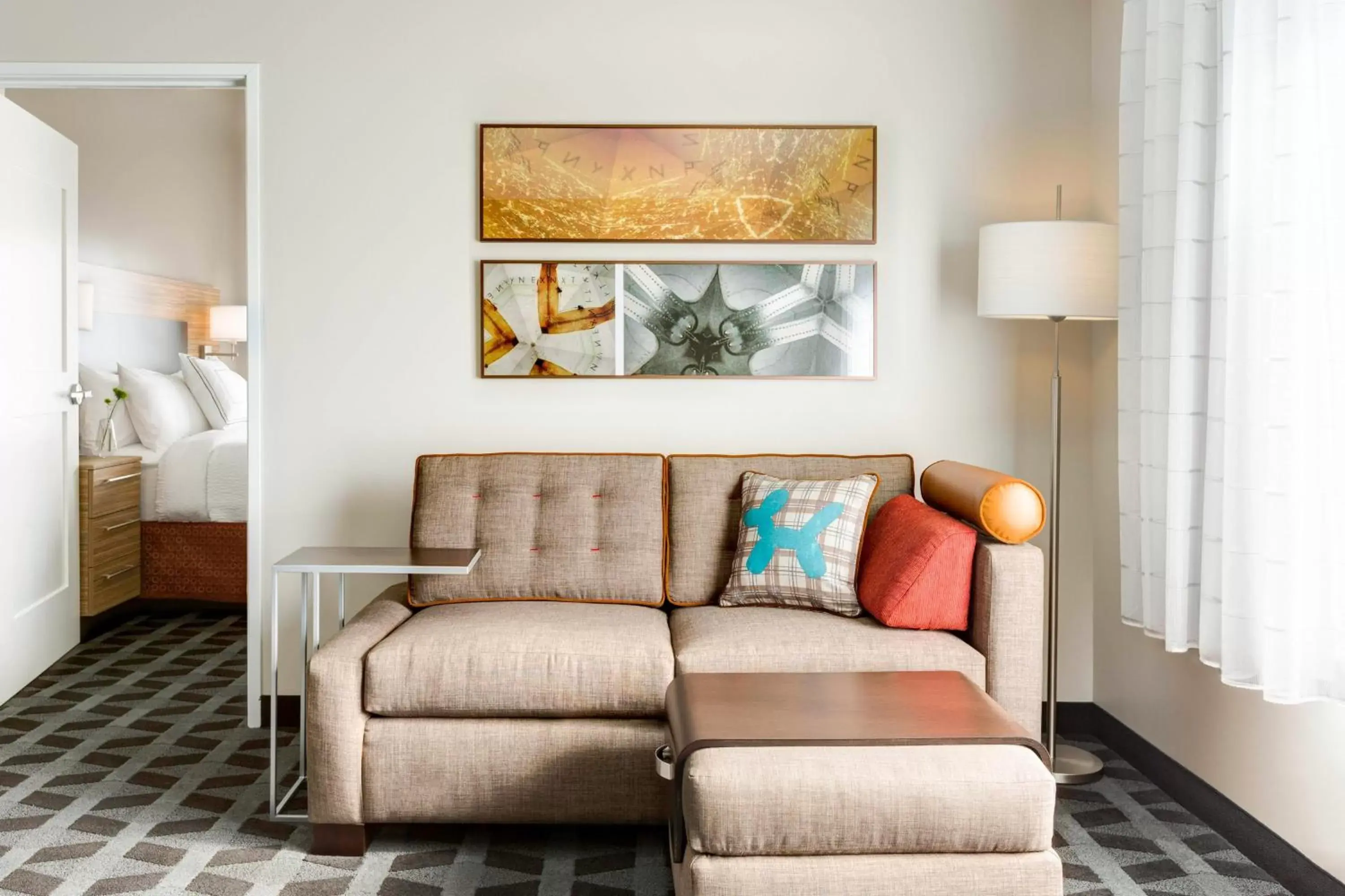 Living room, Seating Area in TownePlace Suites by Marriott Chesterfield