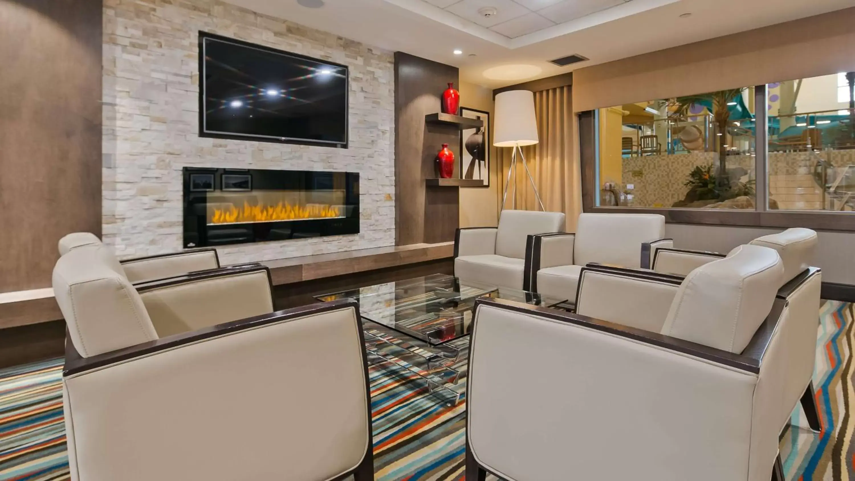 Lobby or reception, Lounge/Bar in Best Western PLUS Port O'Call Hotel