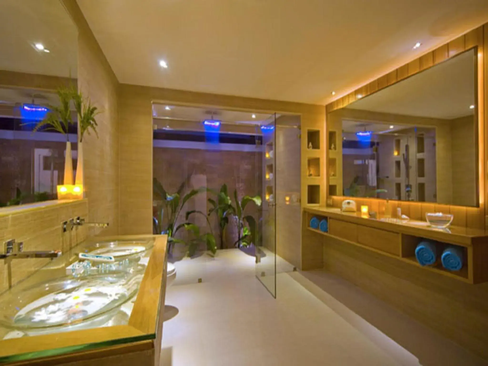 Bathroom in Samui Boat Lagoon