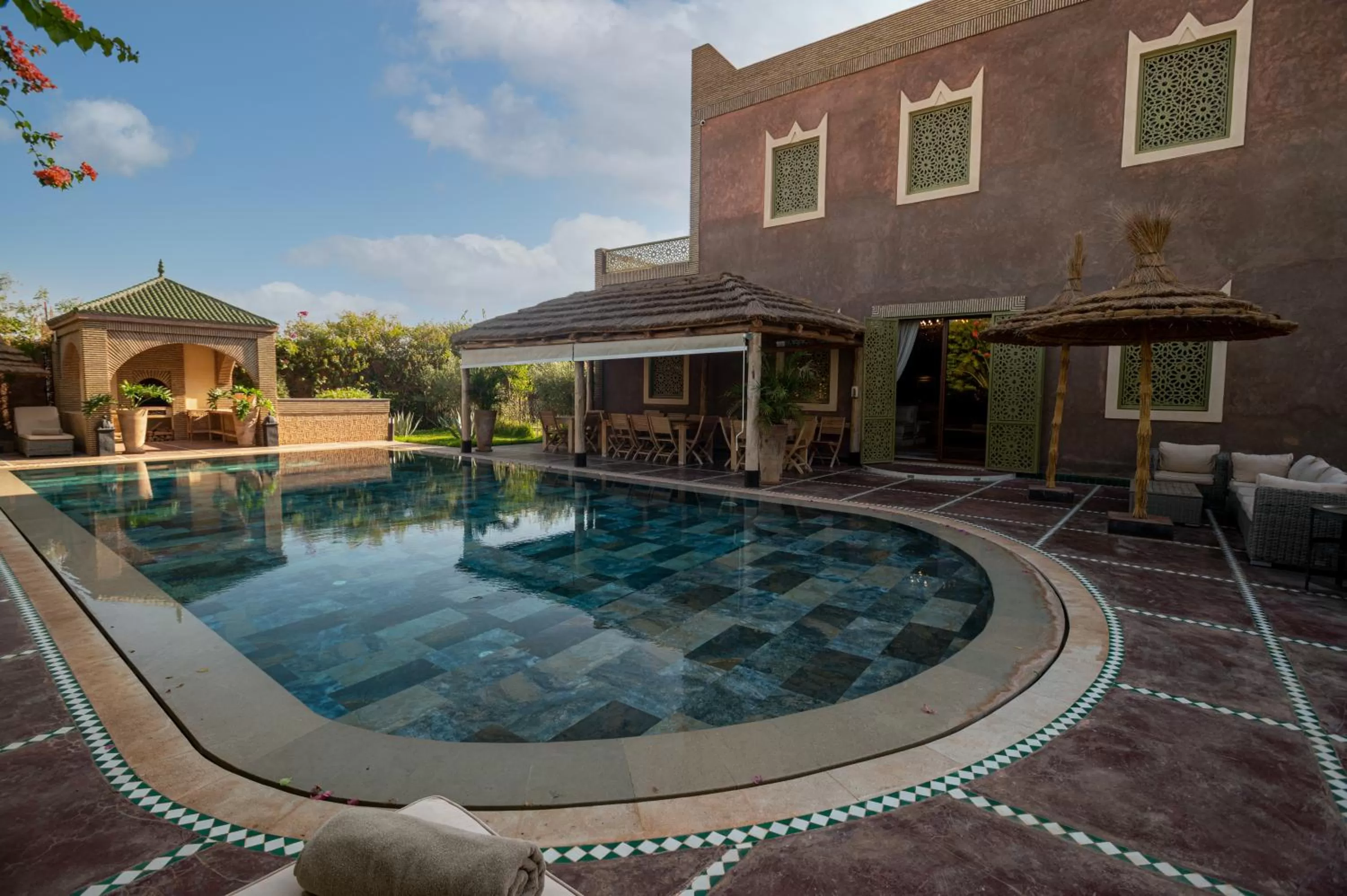 Swimming Pool in Maria Towers , Palais Table d'hôtes & SPA