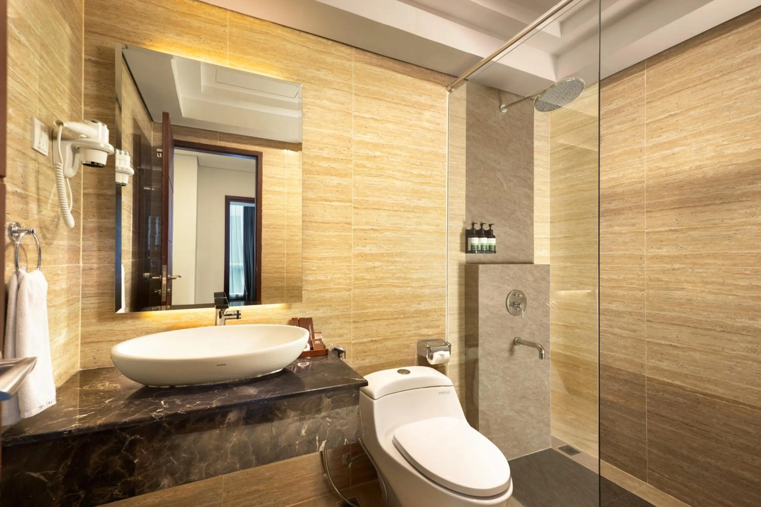 Toilet in Panbil Residence Serviced Apartment