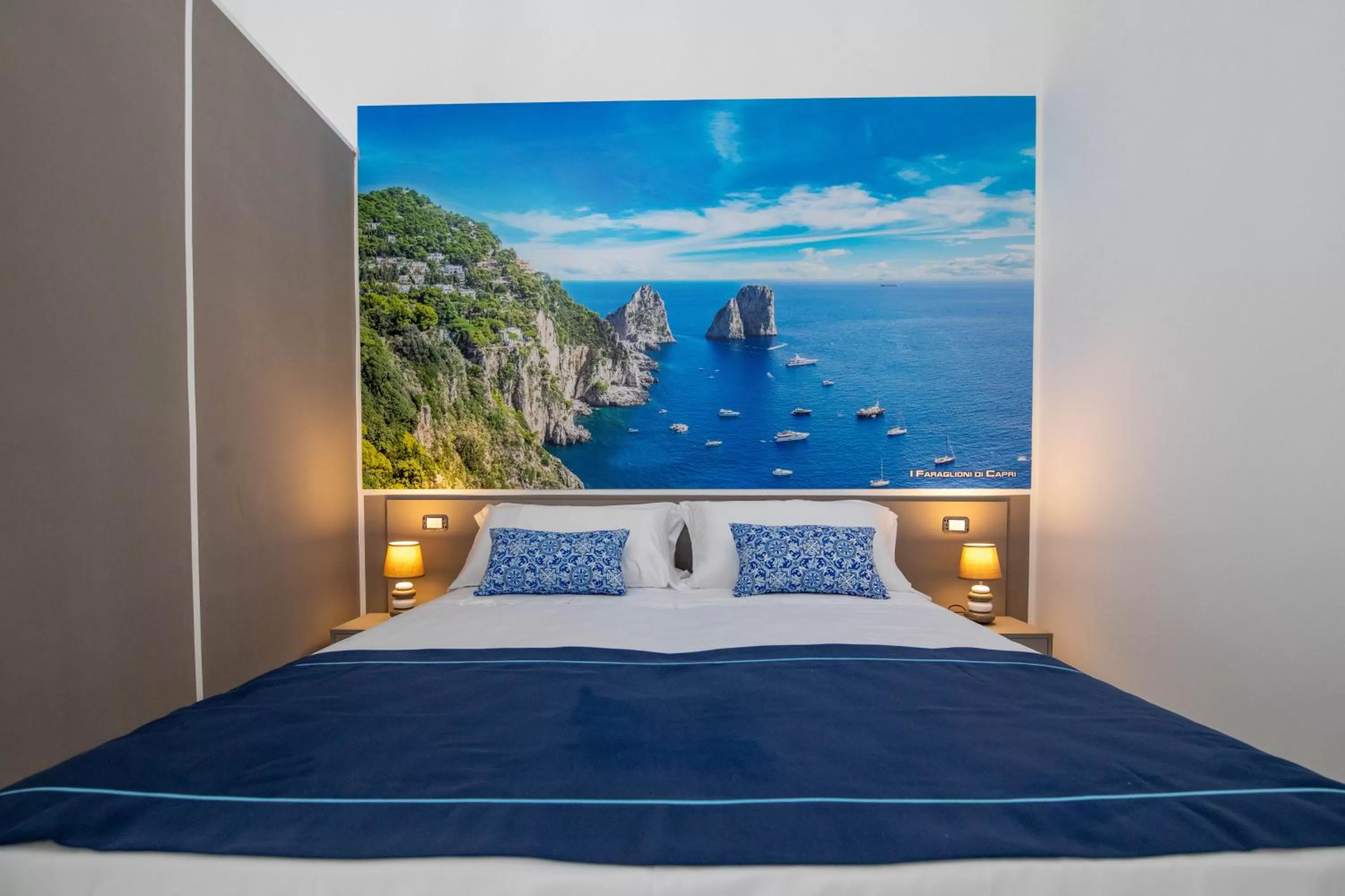 Bed in Palazzo Caracciolo del Sole