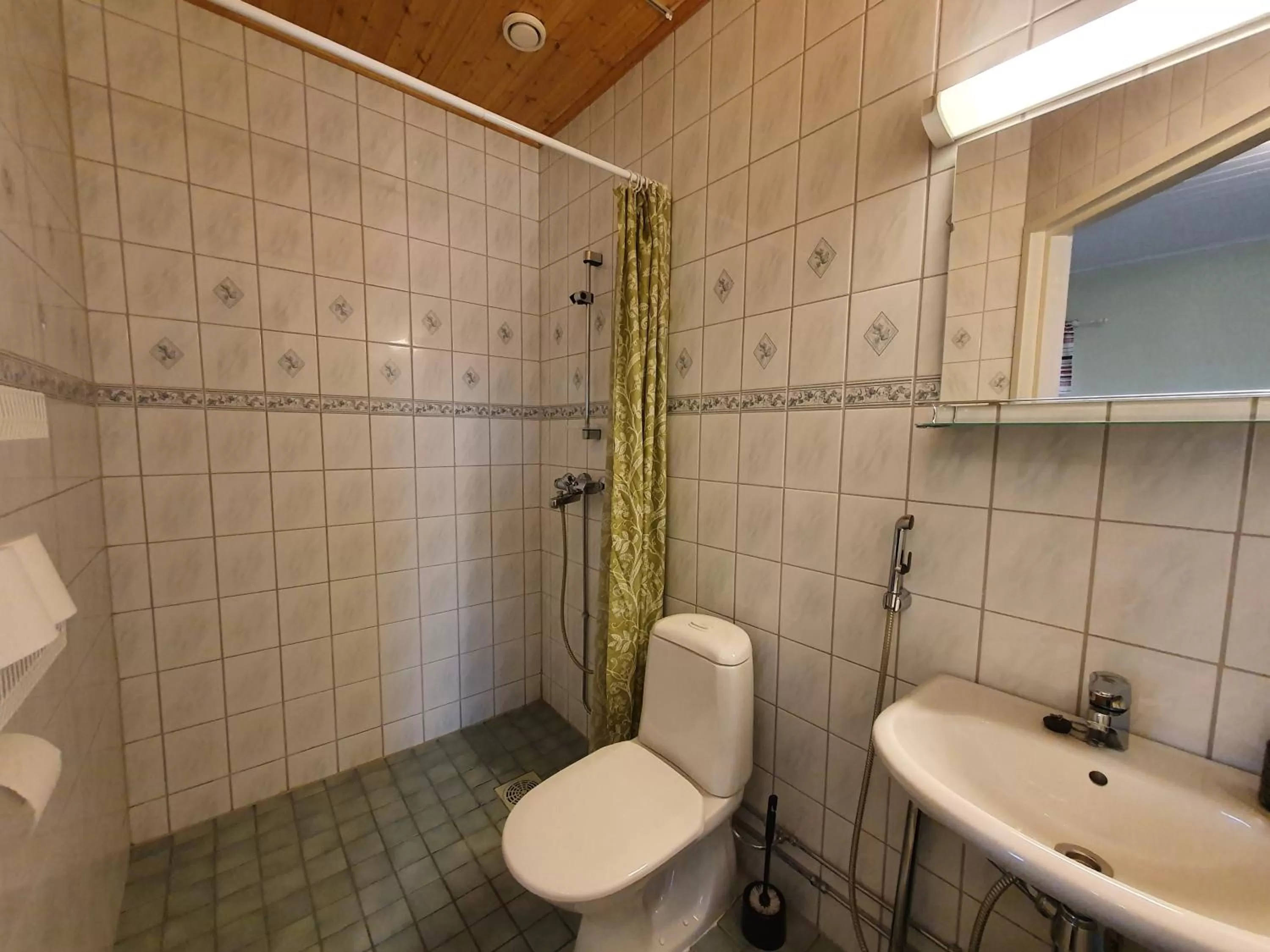 Bathroom in B&B Lomamokkila