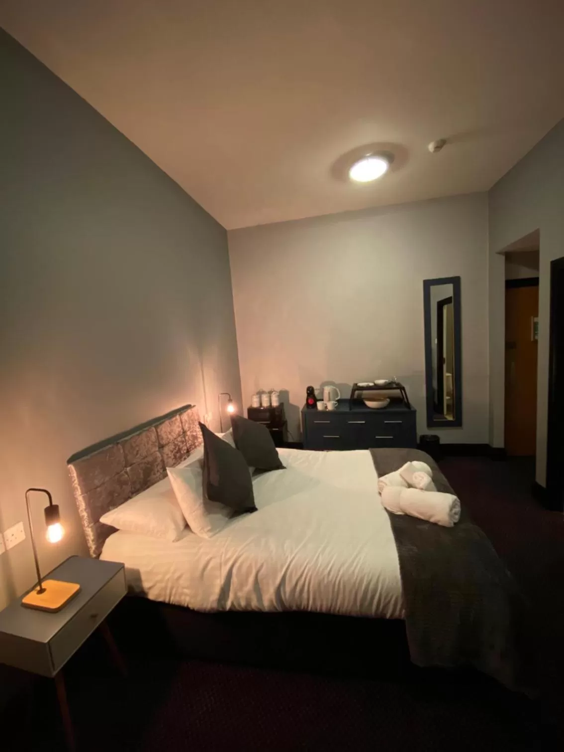 Photo of the whole room, Bed in Bay view rooms at Mentone Hotel