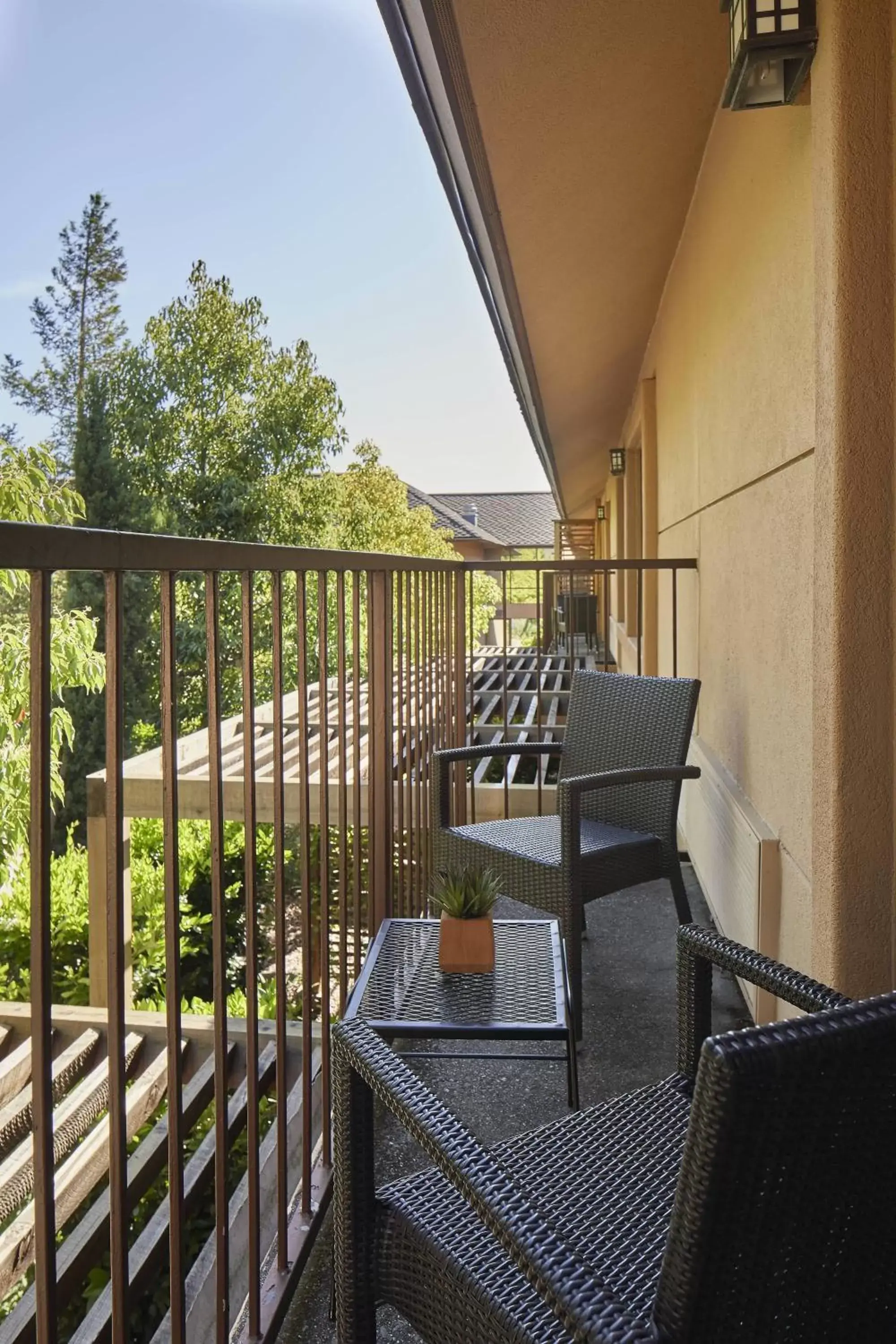 Photo of the whole room, Balcony/Terrace in Marriott Napa Valley Hotel & Spa