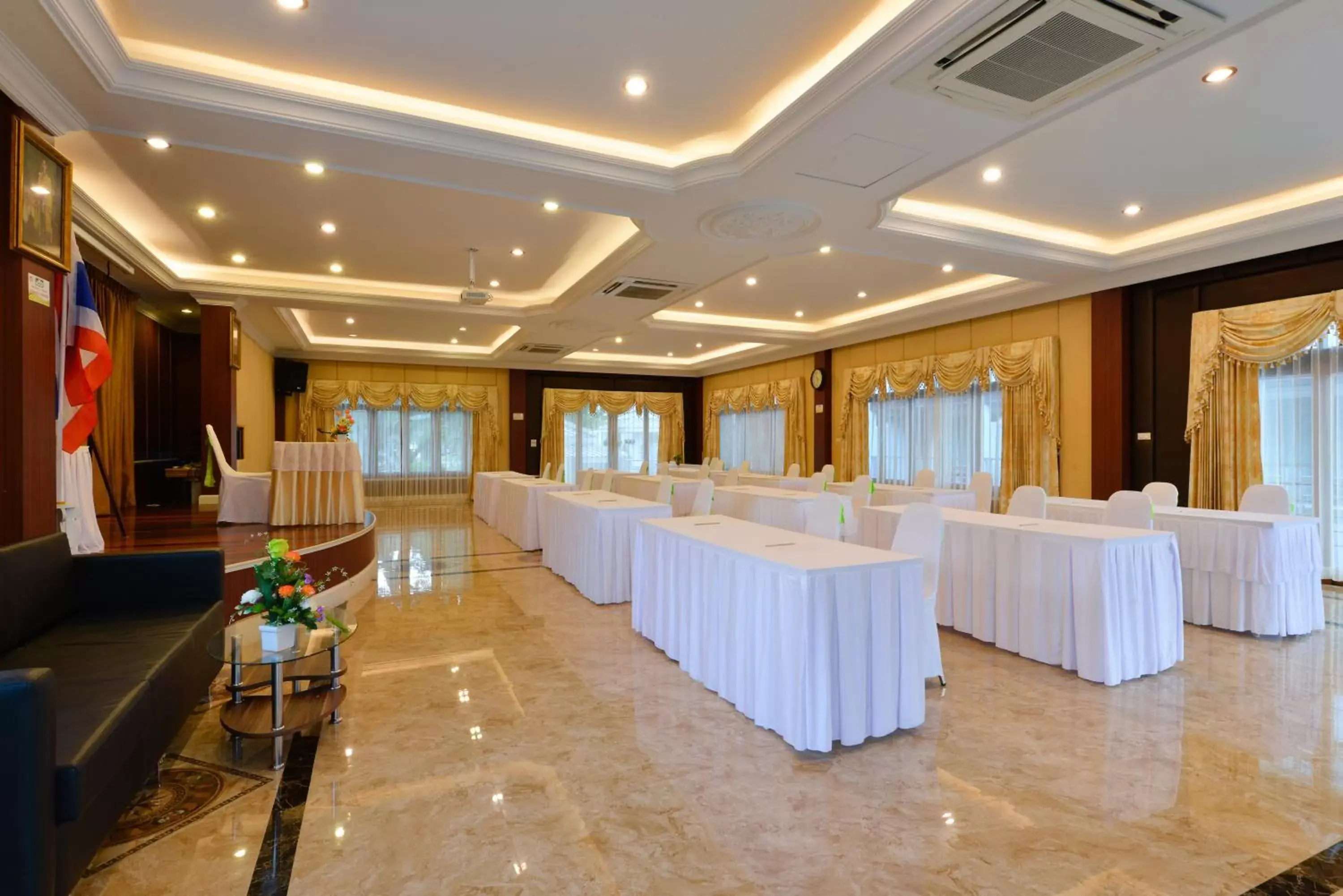 Meeting/conference room in Princess River Kwai Hotel