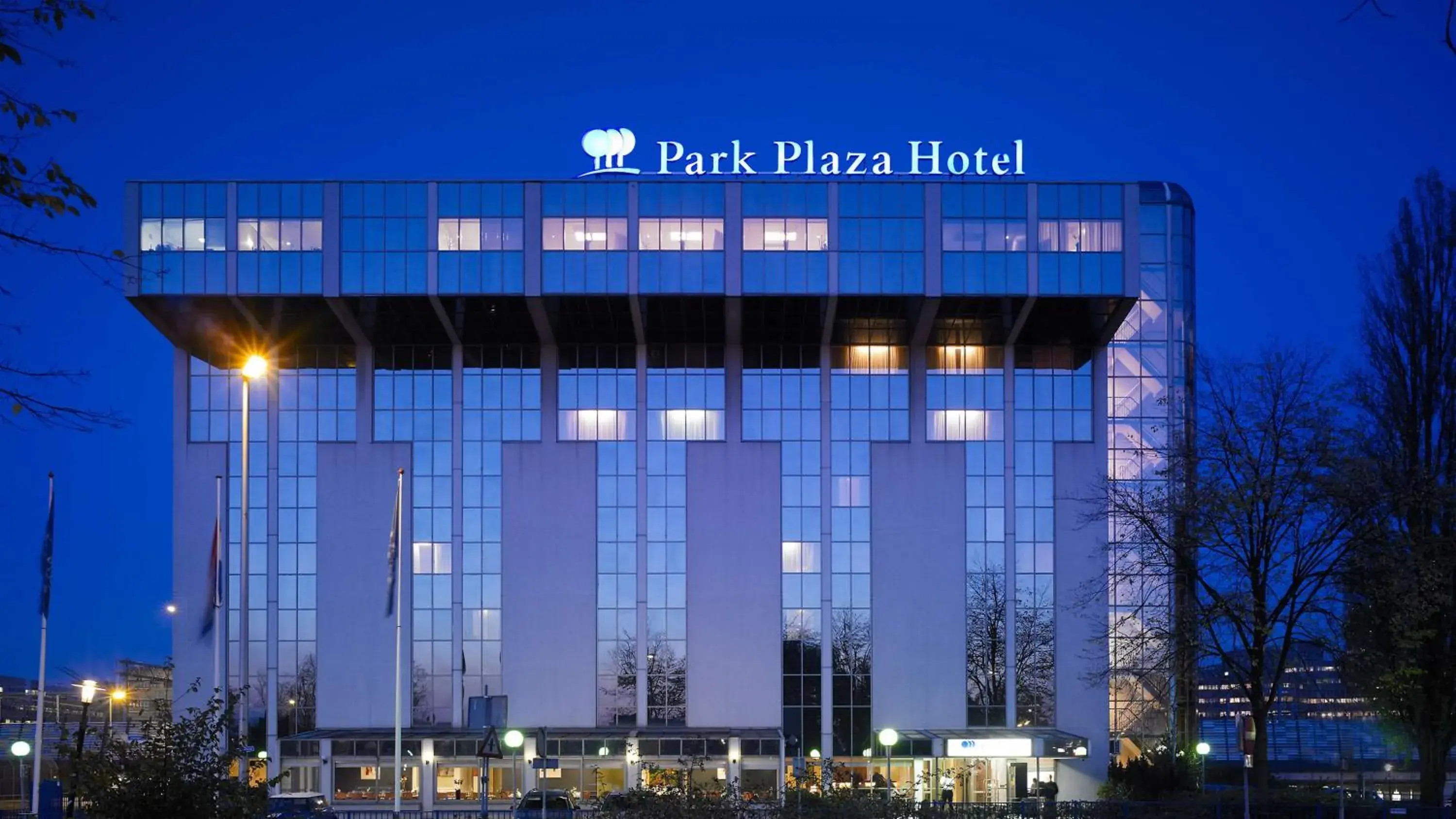 Property building in Park Plaza Utrecht Property building in Park Plaza Utrecht