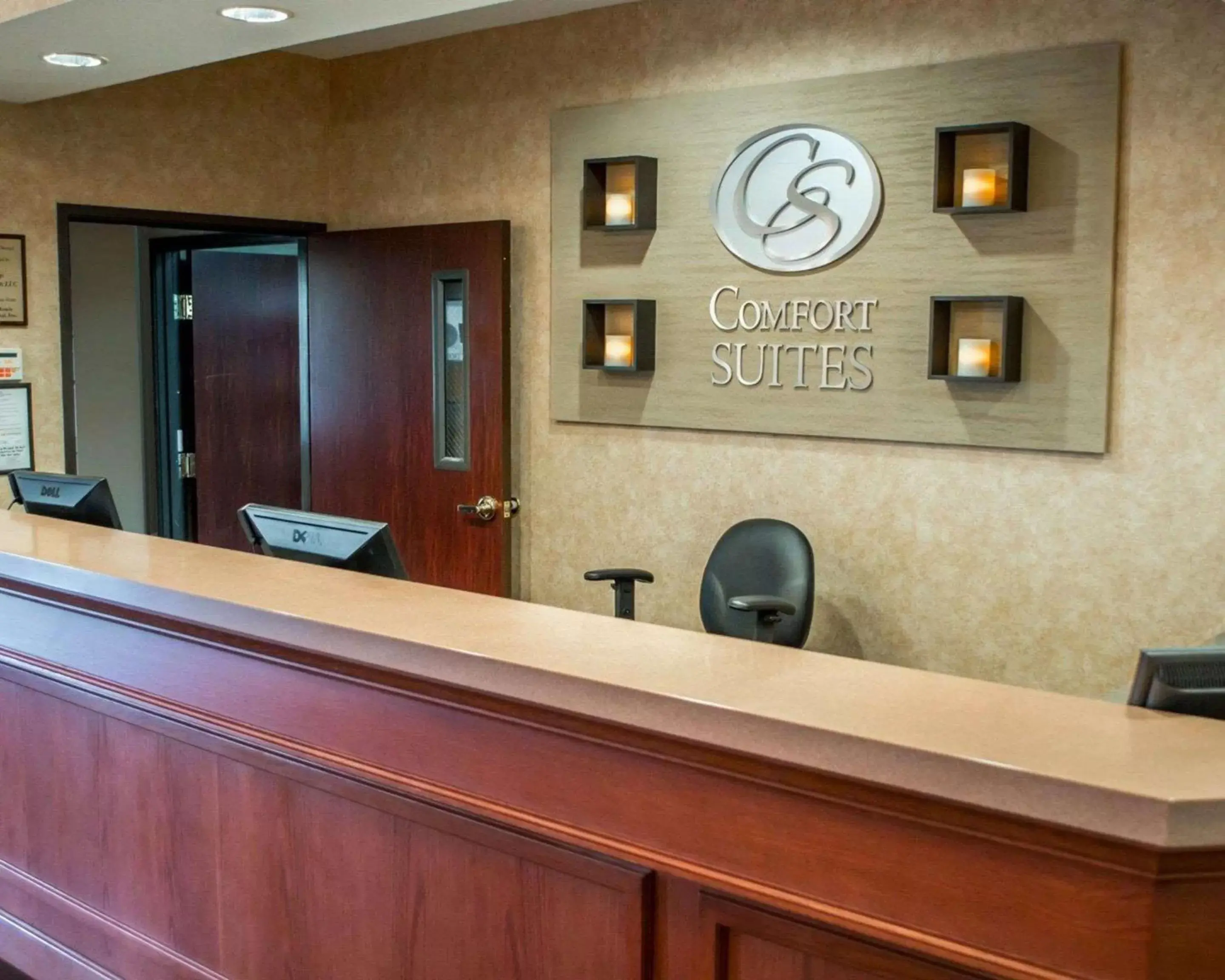 Lobby or reception, Lobby/Reception in Comfort Suites Portland Southwest