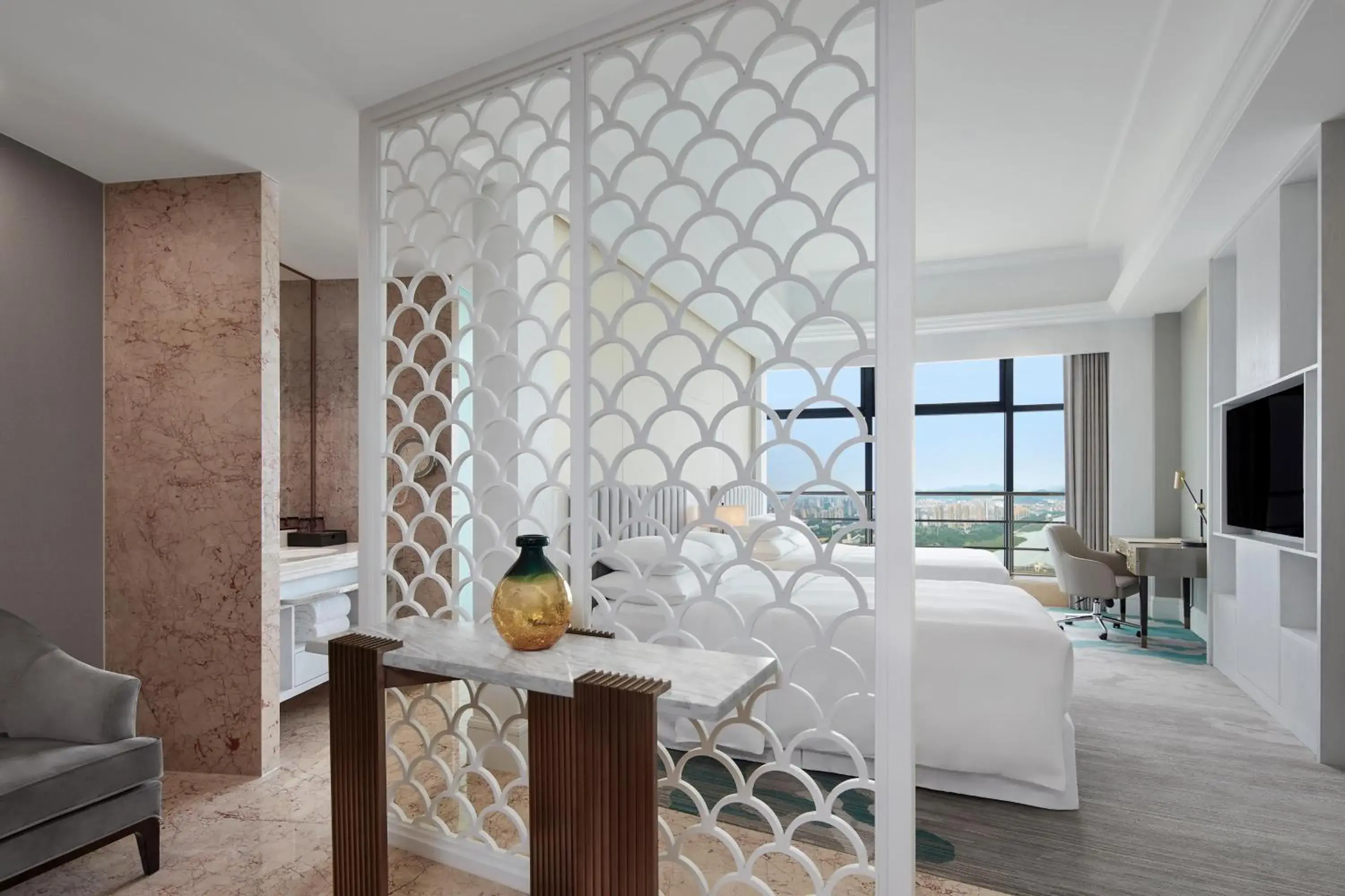 Executive Room with Twin-bed in Sheraton Shaoxing Shangyu Executive Room with Twin-bed in Sheraton Shaoxing Shangyu