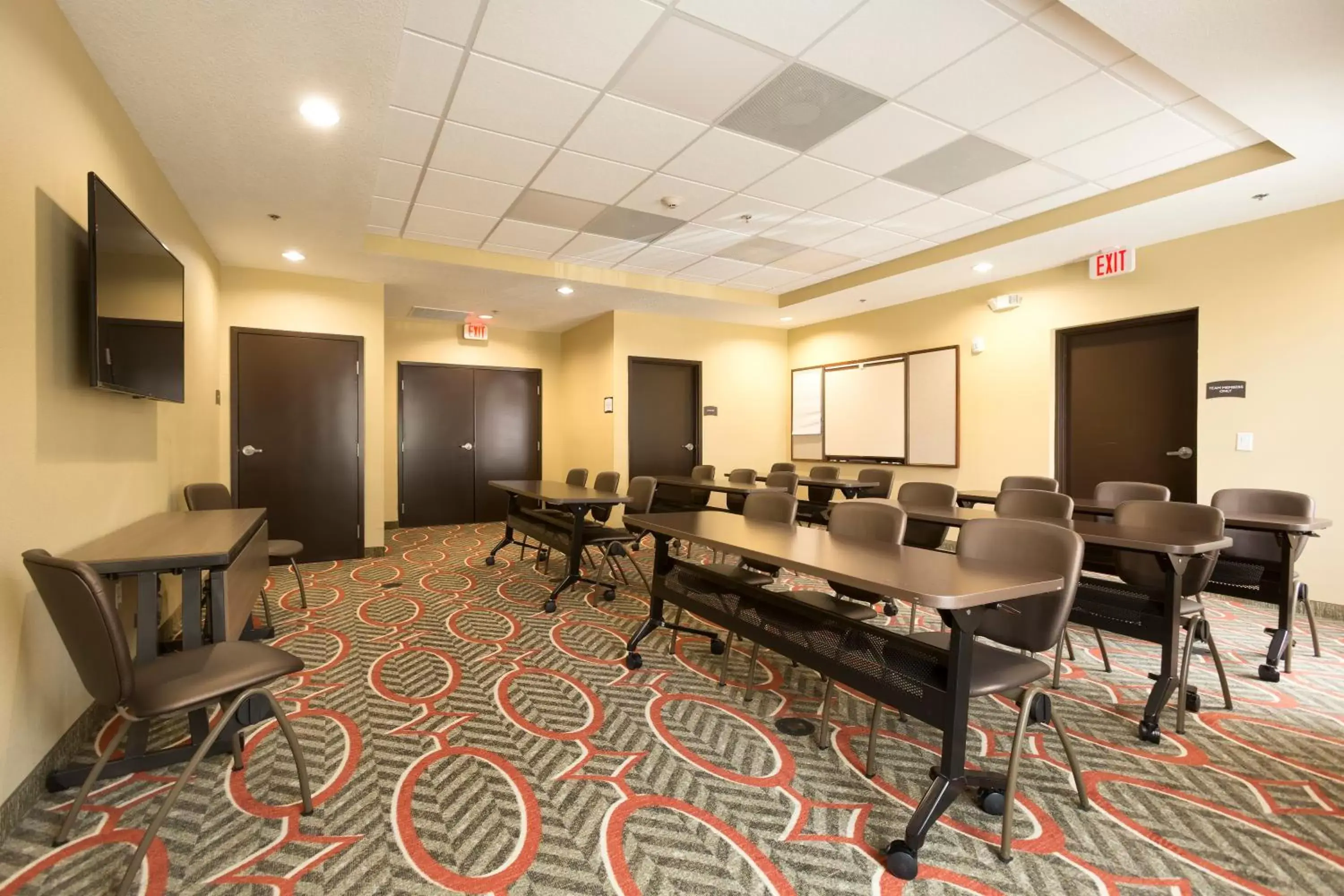 Meeting/conference room in Staybridge Suites Orlando at SeaWorld, an IHG Hotel