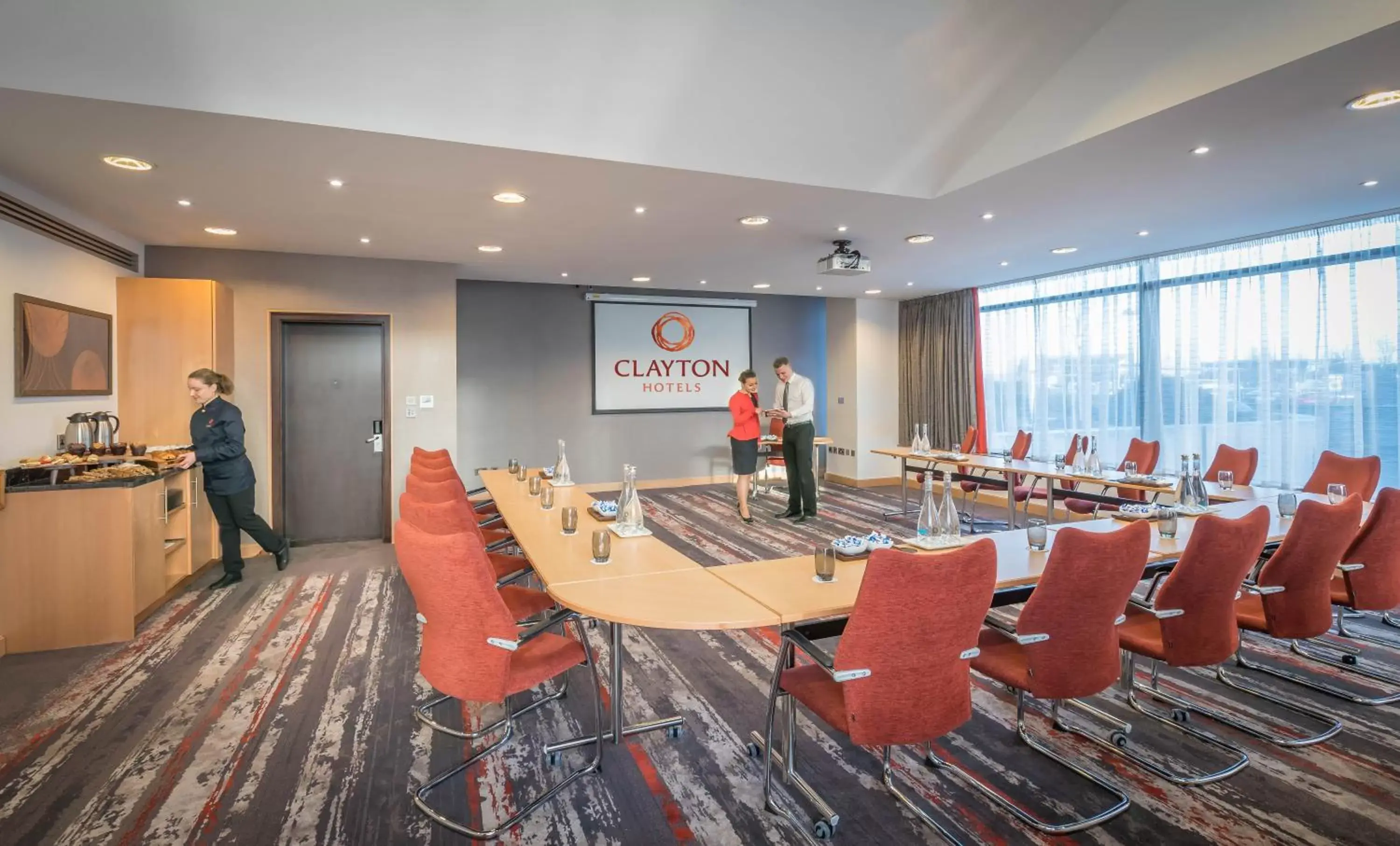 Business facilities in Clayton Hotel Dublin Airport