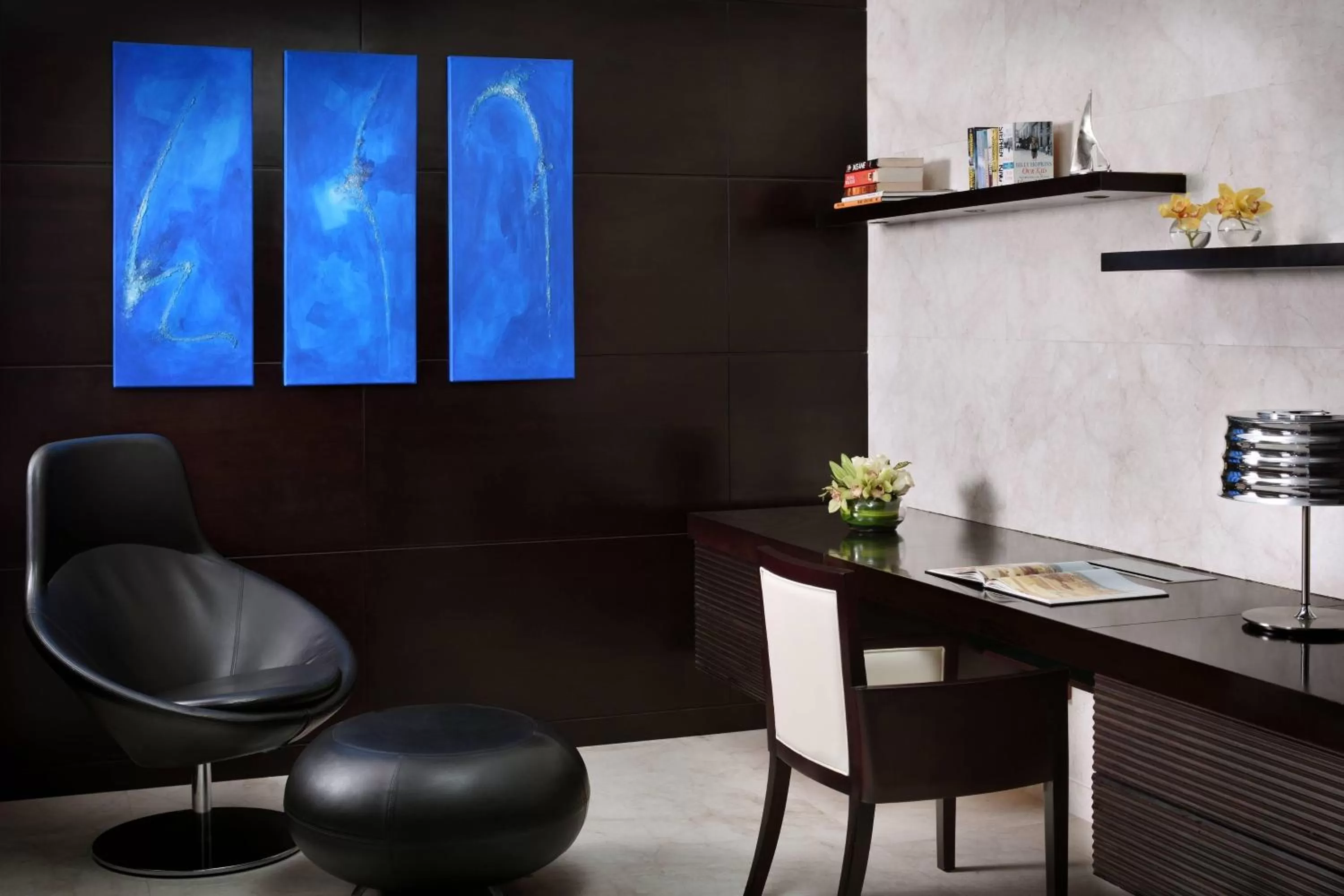 Bedroom in Dubai Marriott Harbour Hotel And Suites