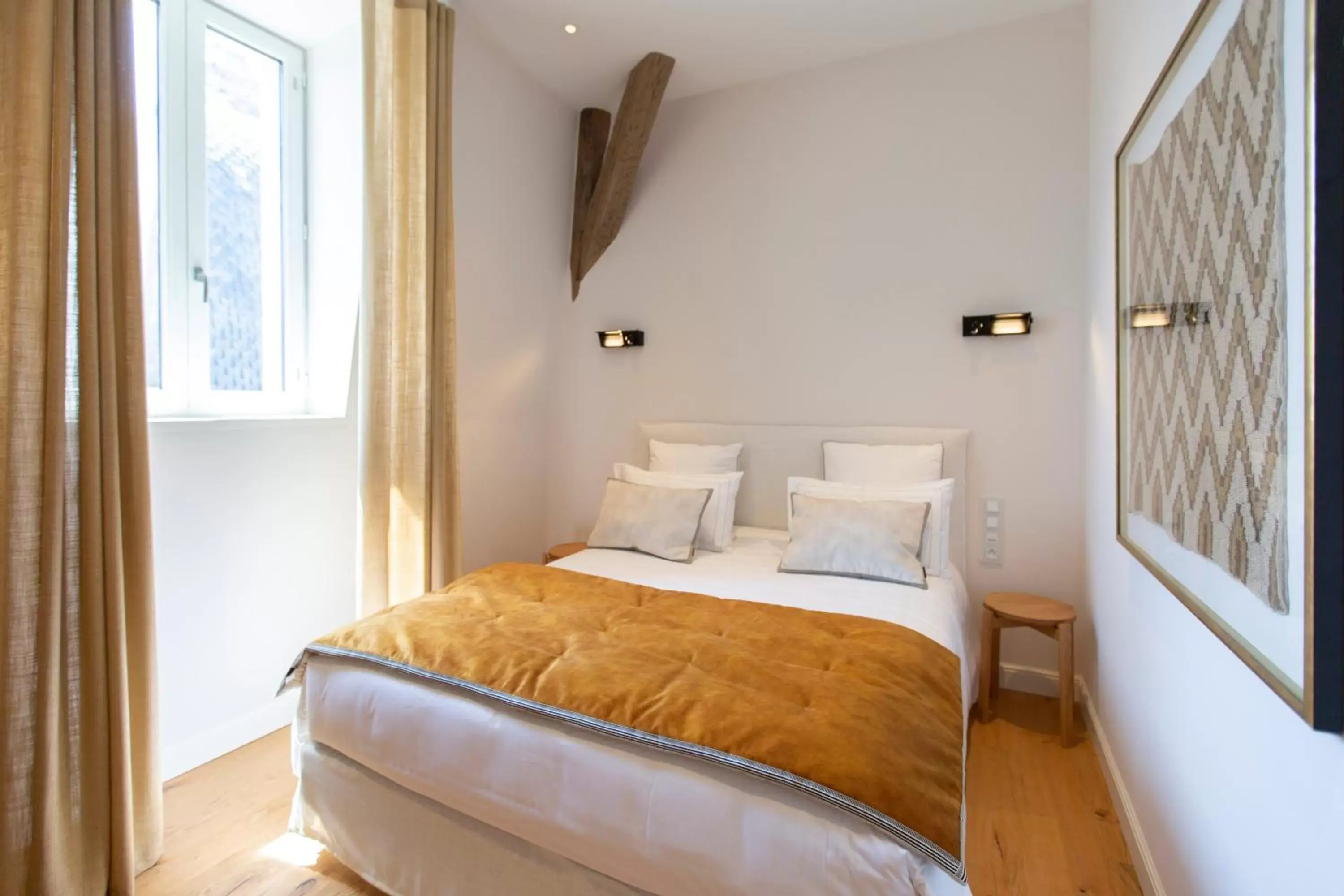 Bedroom, Bed in Hôtel Le Mosaïque