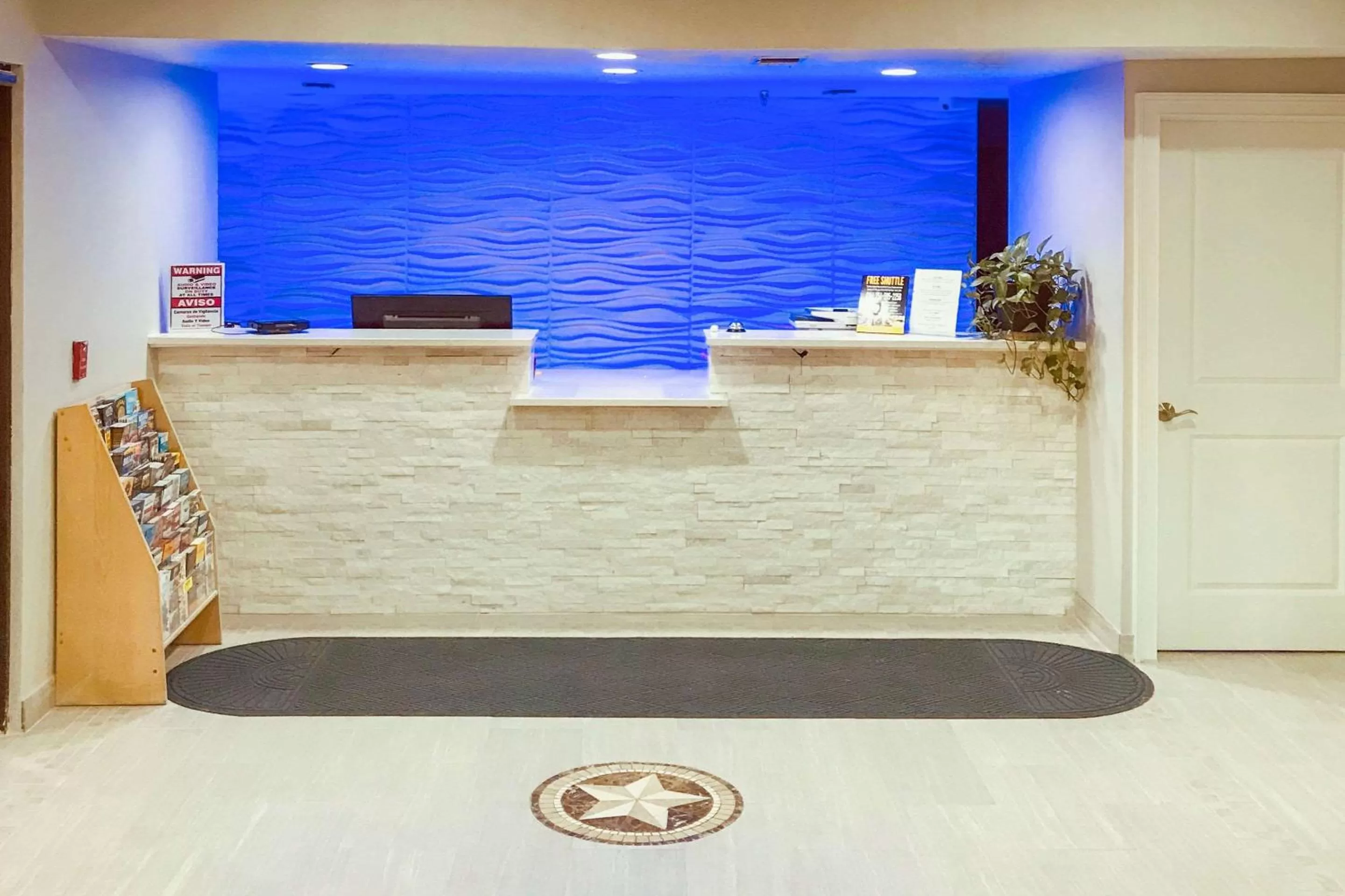 Lobby or reception in Rodeway Inn