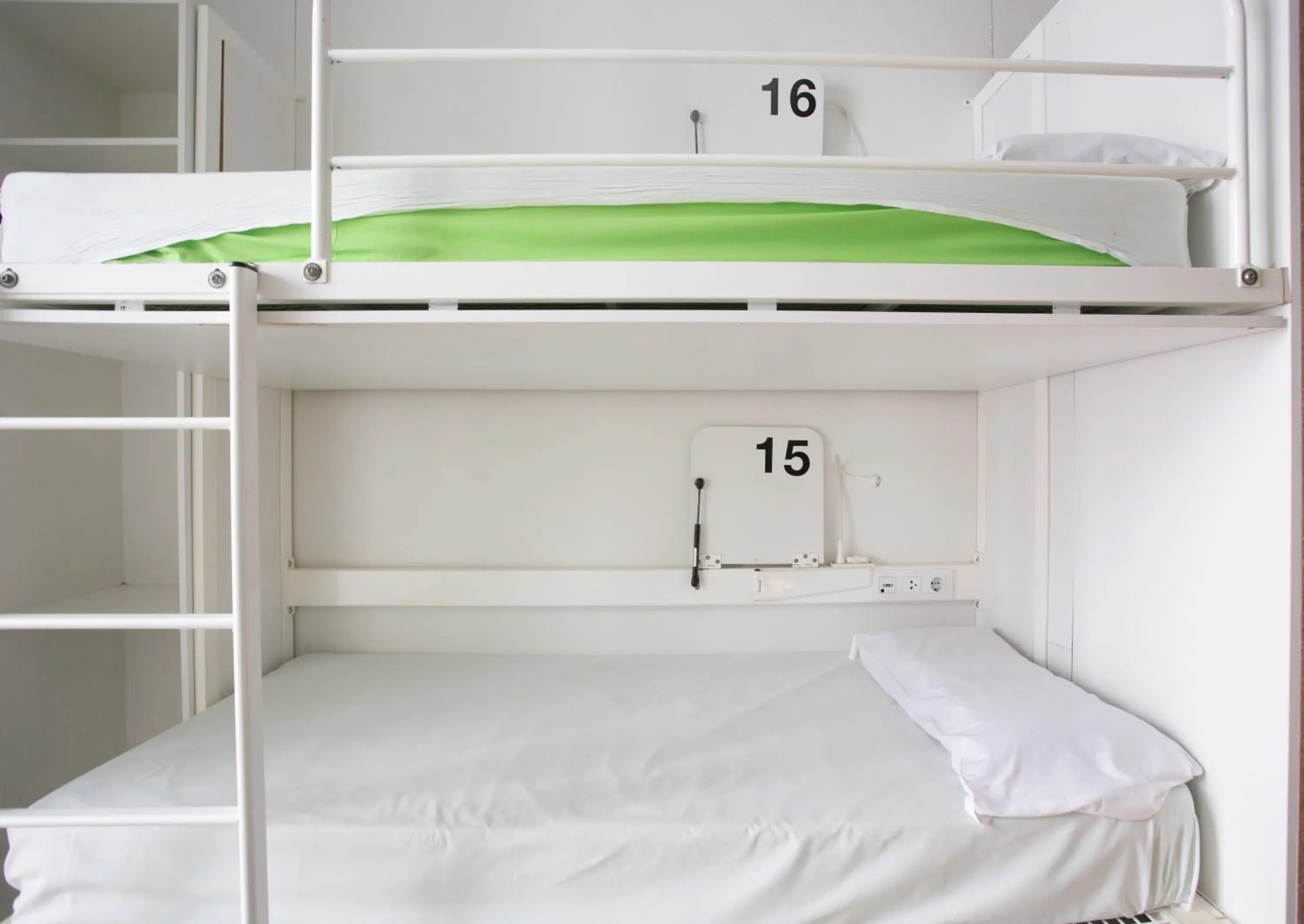 Bed, Bunk Bed in Urbany Hostel BCN GO!