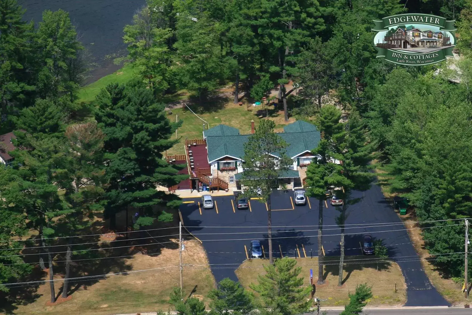 Bird's-eye View in Edgewater Inn & Cottages