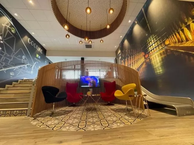 TV and multimedia in Ibis Styles Cognac