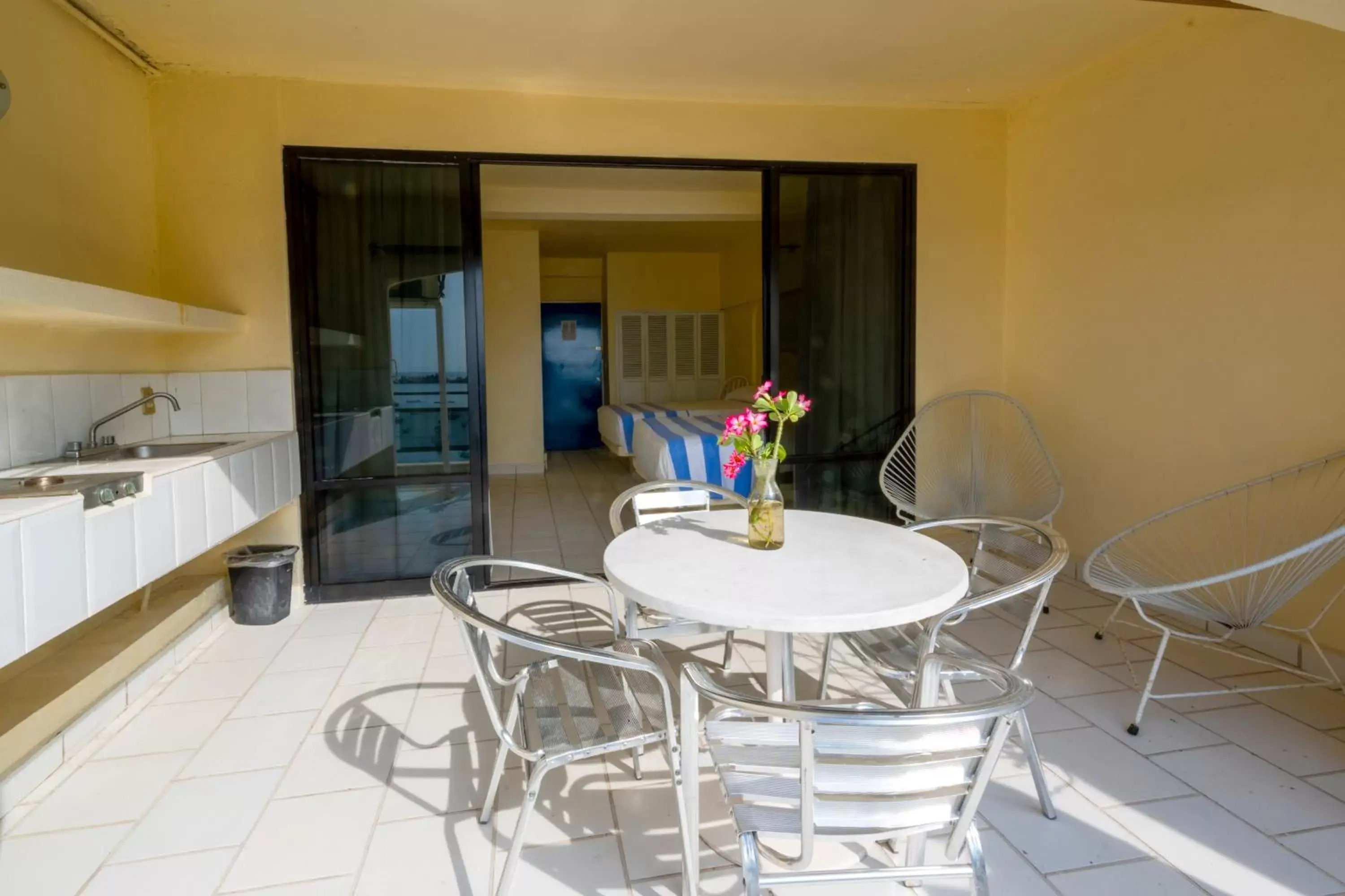 Dining Area in Acamar Beach Resort