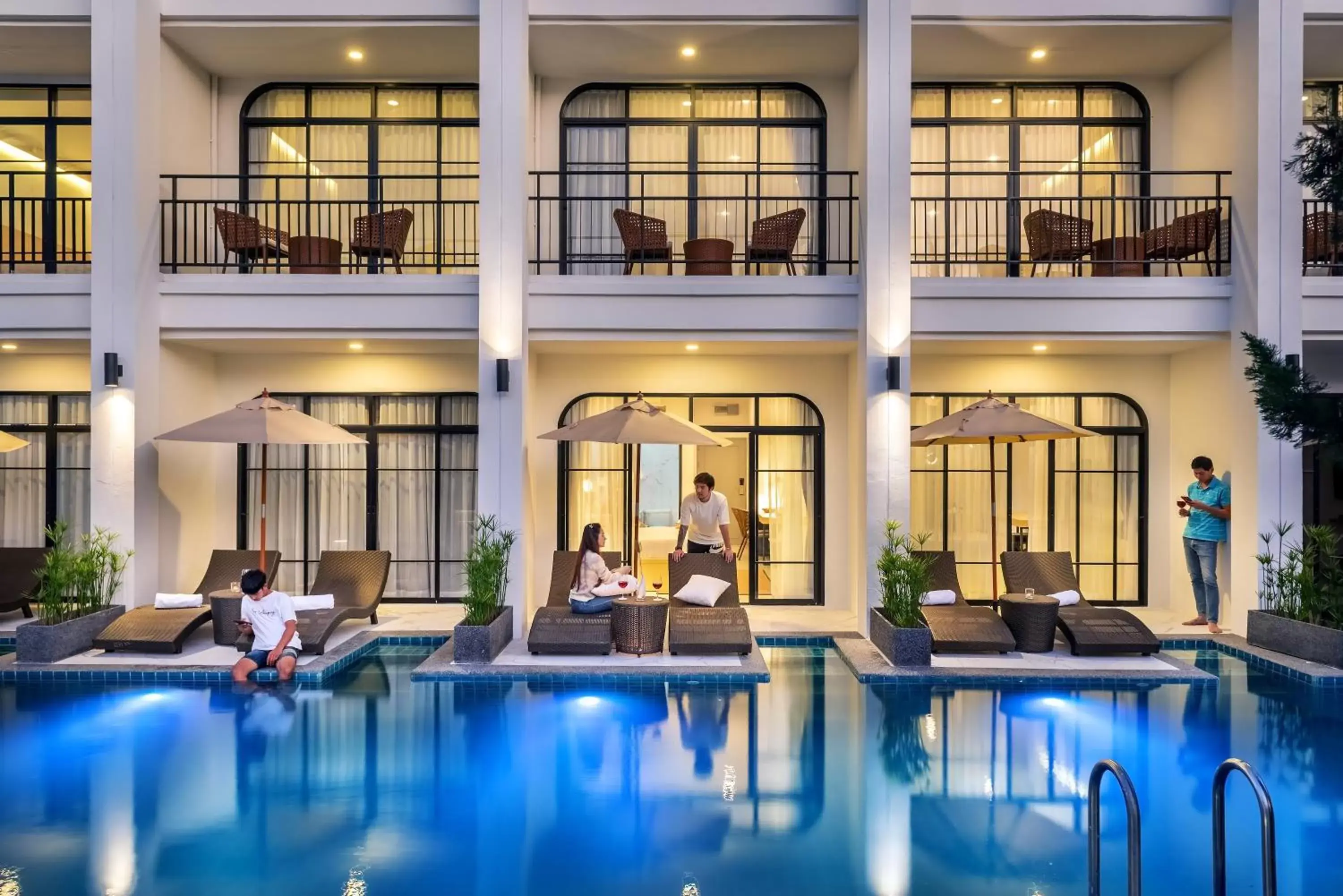 Patio, Swimming Pool in Ai Pai Hotel