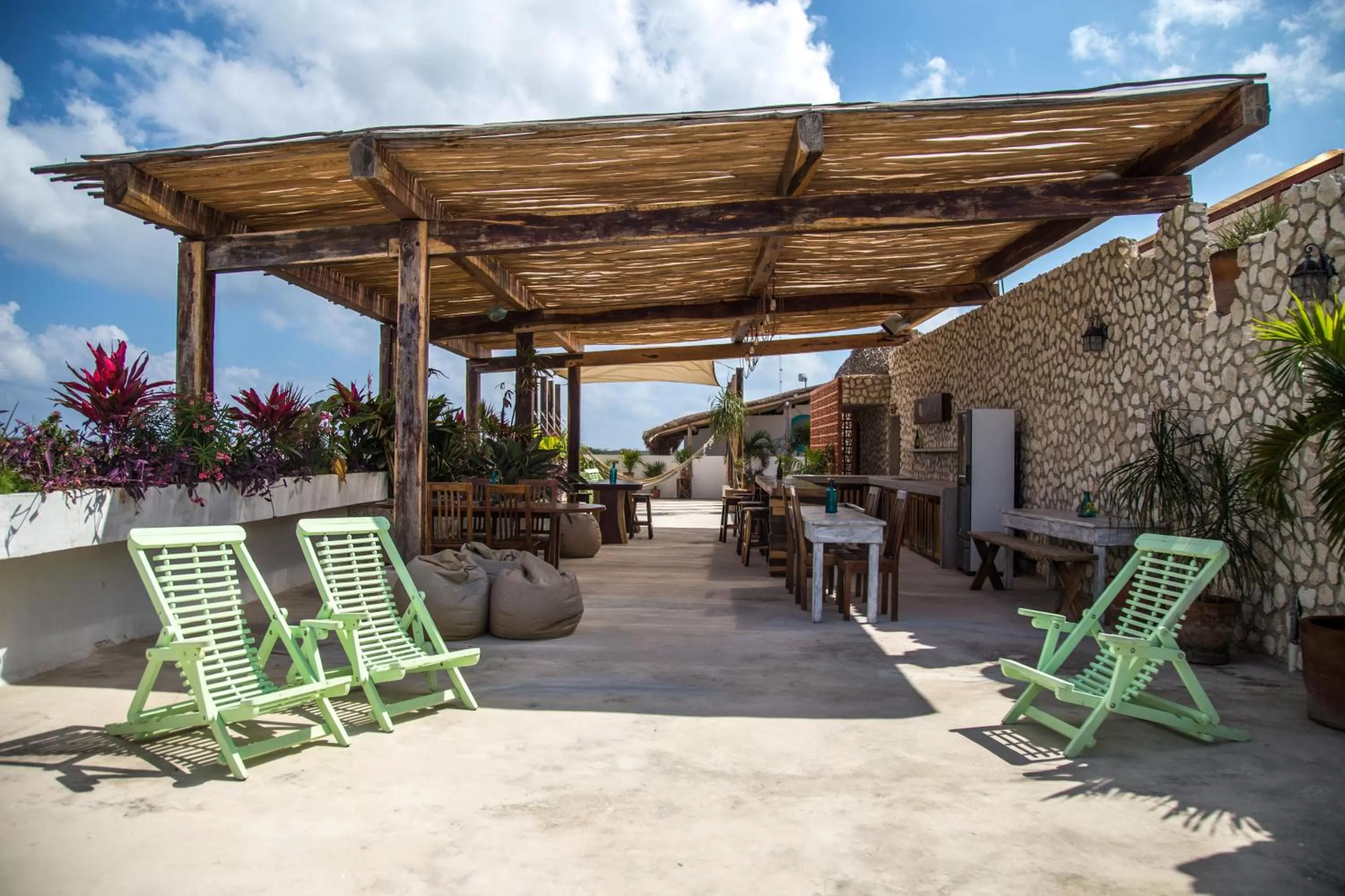 Balcony/Terrace, Restaurant/Places to Eat in La Palmita Budget Boutique Hotel