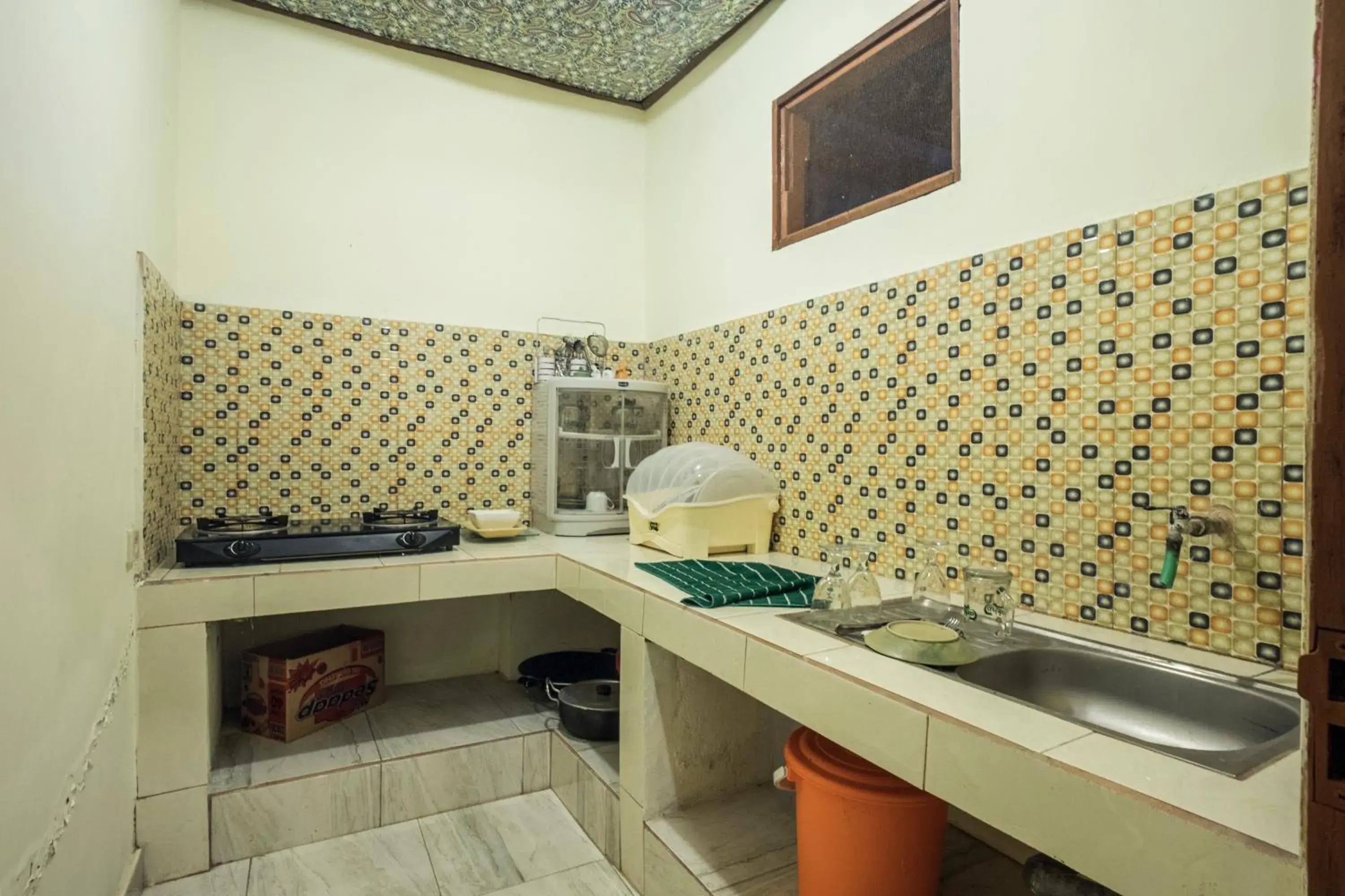 Kitchen or kitchenette, Kitchen/Kitchenette in Gajah Biru Bungalows