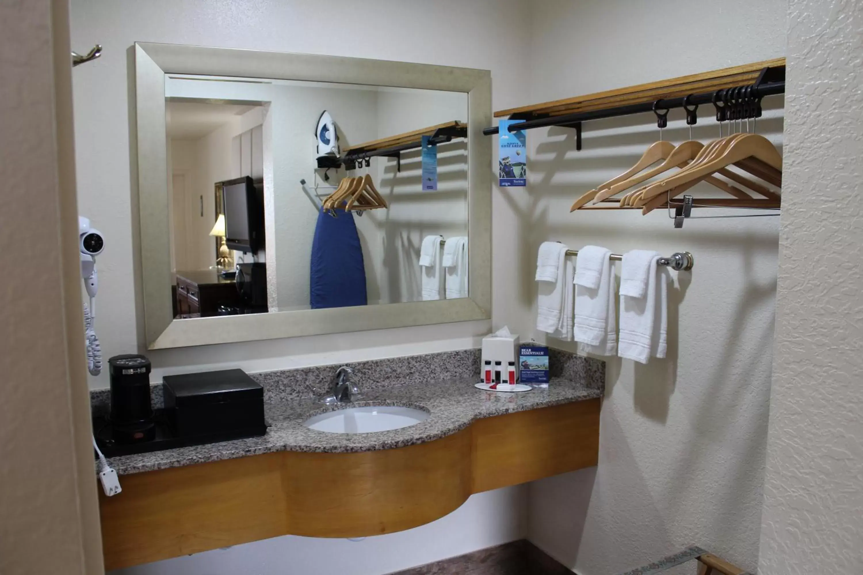 towels, Bathroom in Travelodge by Wyndham Florida City/Homestead/Everglades