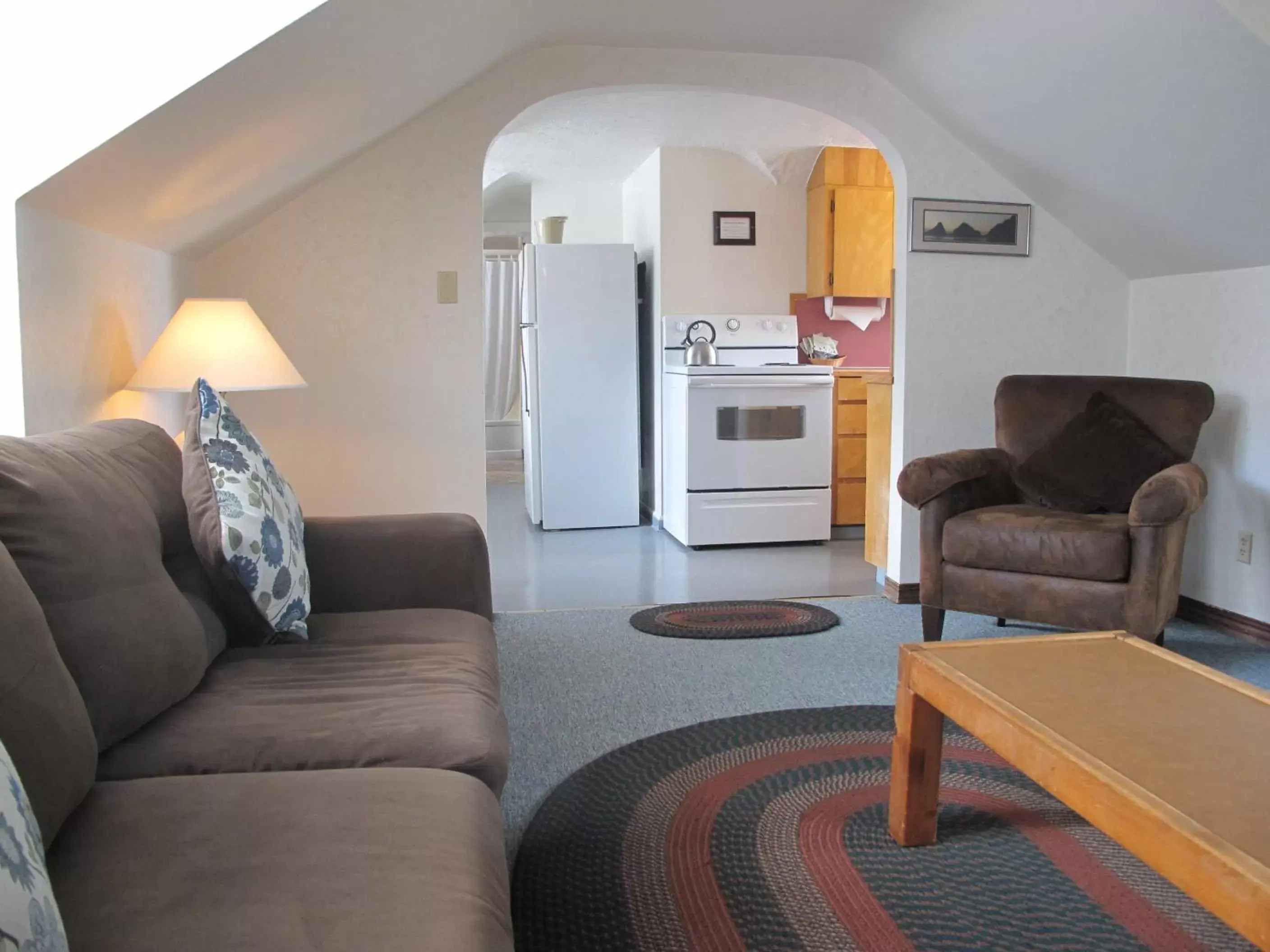 Living room, Seating Area in Ecola Creek Lodge