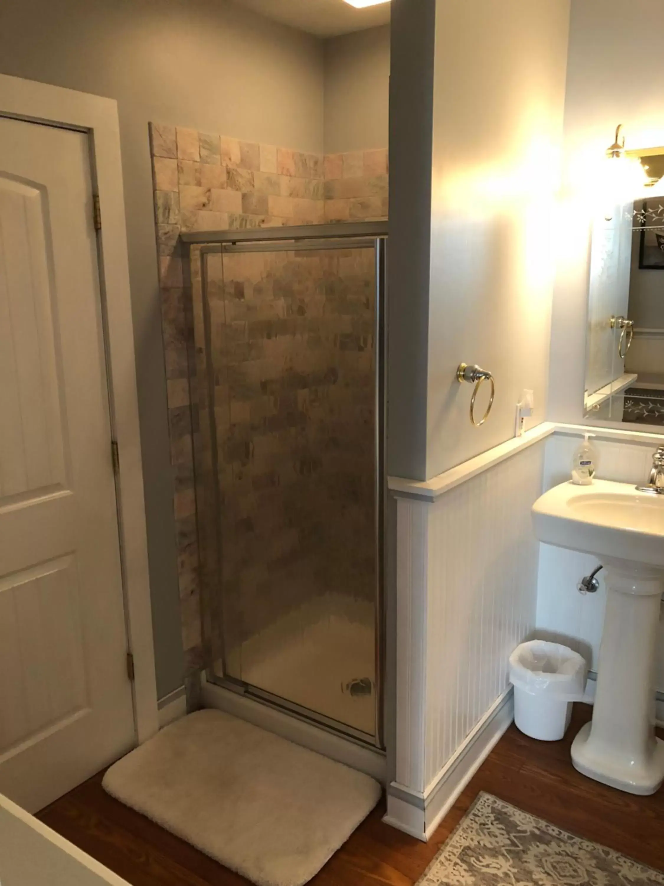 Bathroom in Stamford Gables Bed and Breakfast