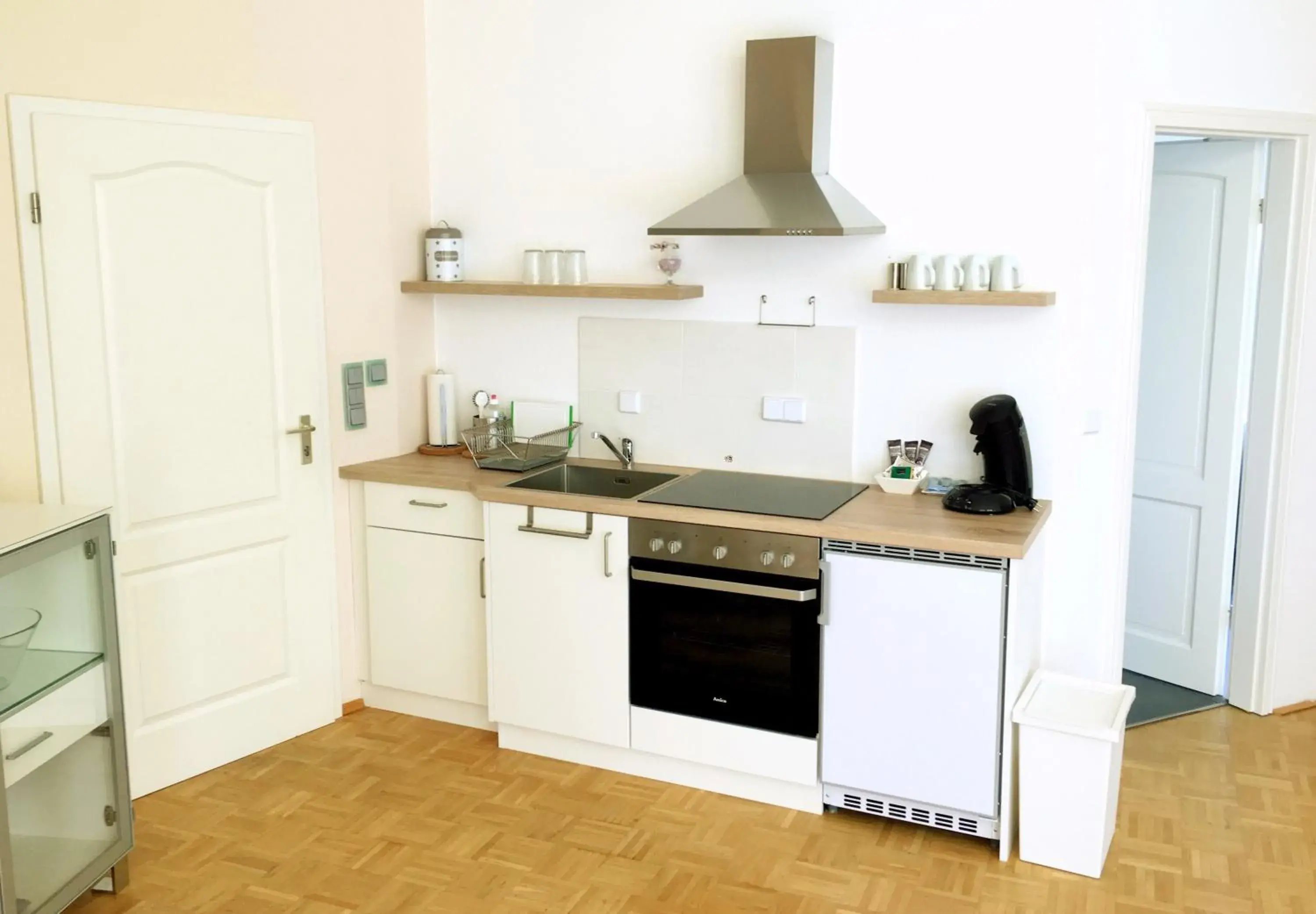 Coffee/tea facilities, Kitchen/Kitchenette in Sonnenhof