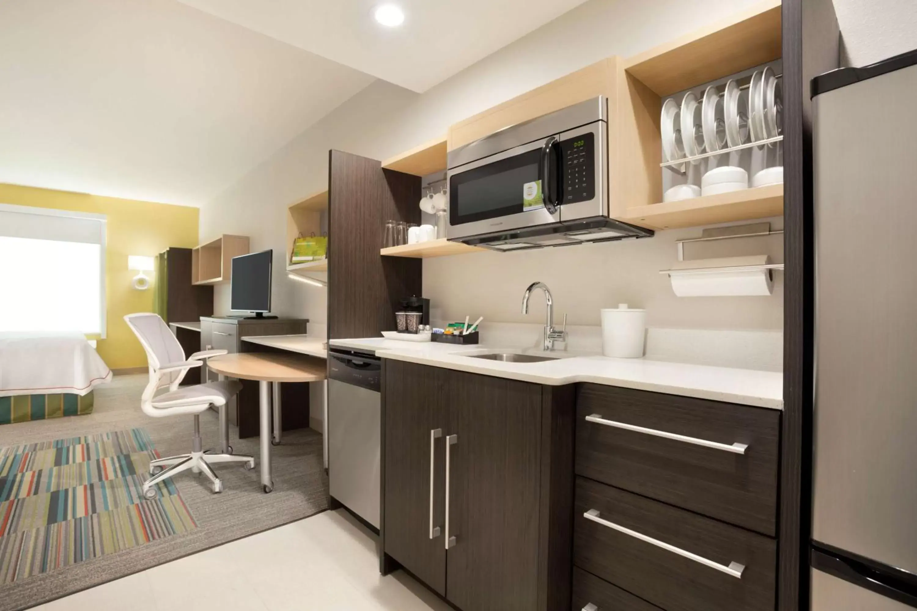 Bedroom, Kitchen/Kitchenette in Home2 Suites by Hilton Houston Webster