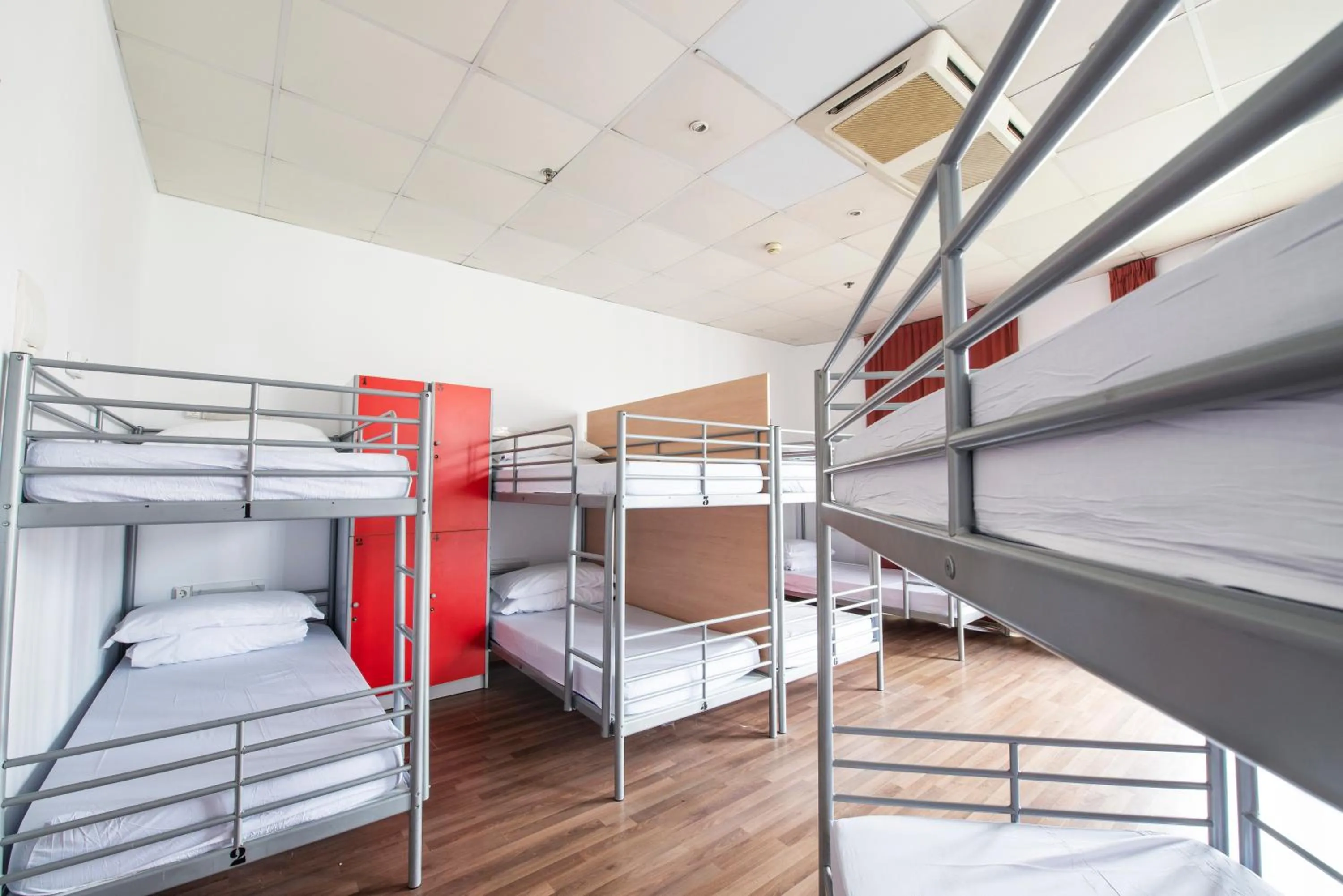 bunk bed, Bed in Safestay Barcelona Passeig de Gràcia