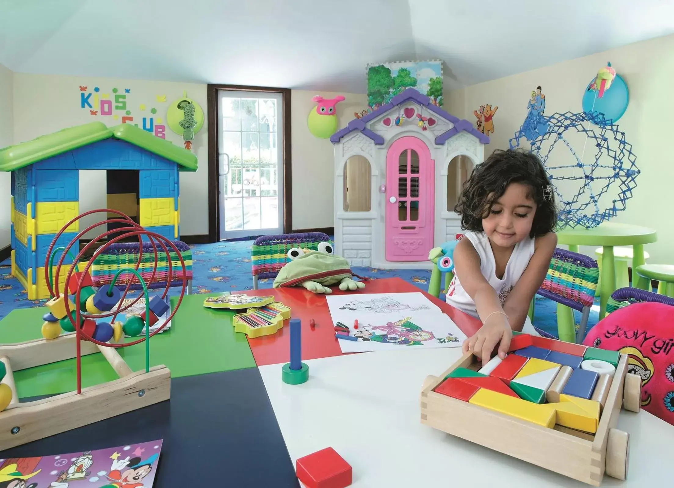 Area and facilities, Children's Play Area in Mövenpick Hotel Kuwait