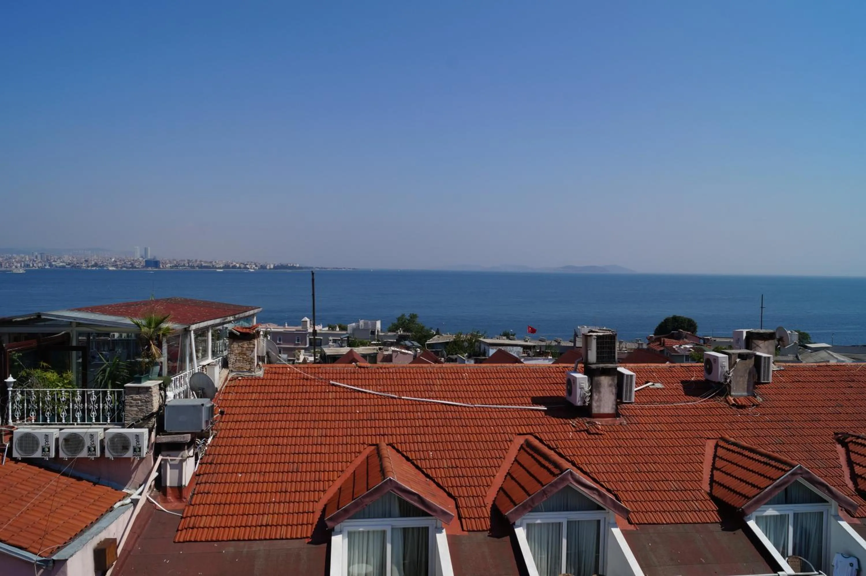 Sea view in Paris Garden Hotel Istanbul