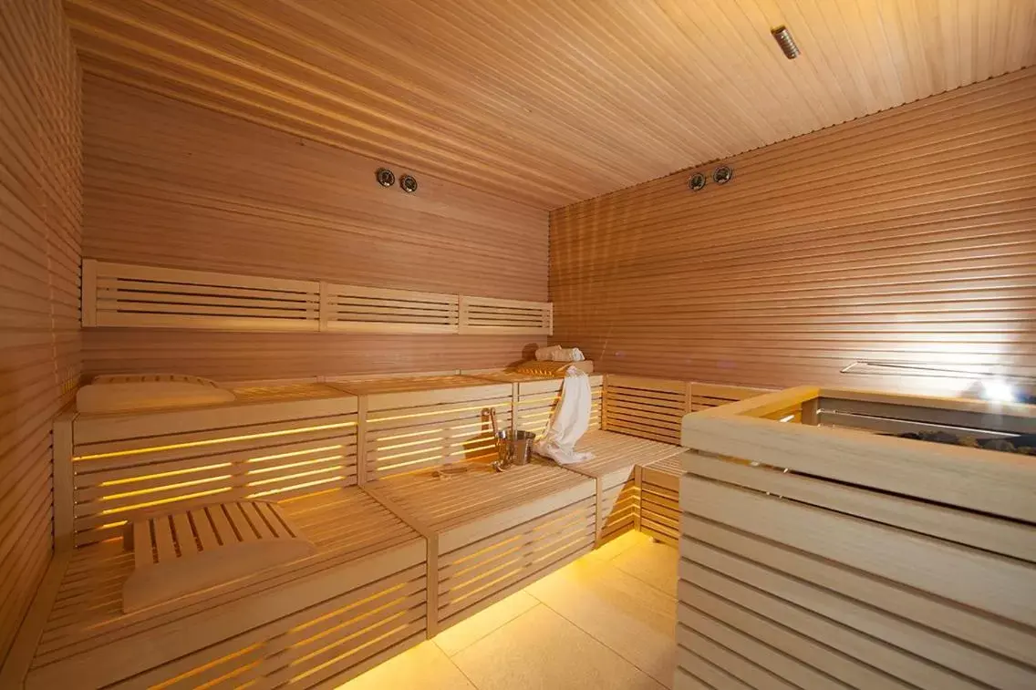 Sauna in Aparthotel Wellness Villa di Bosco