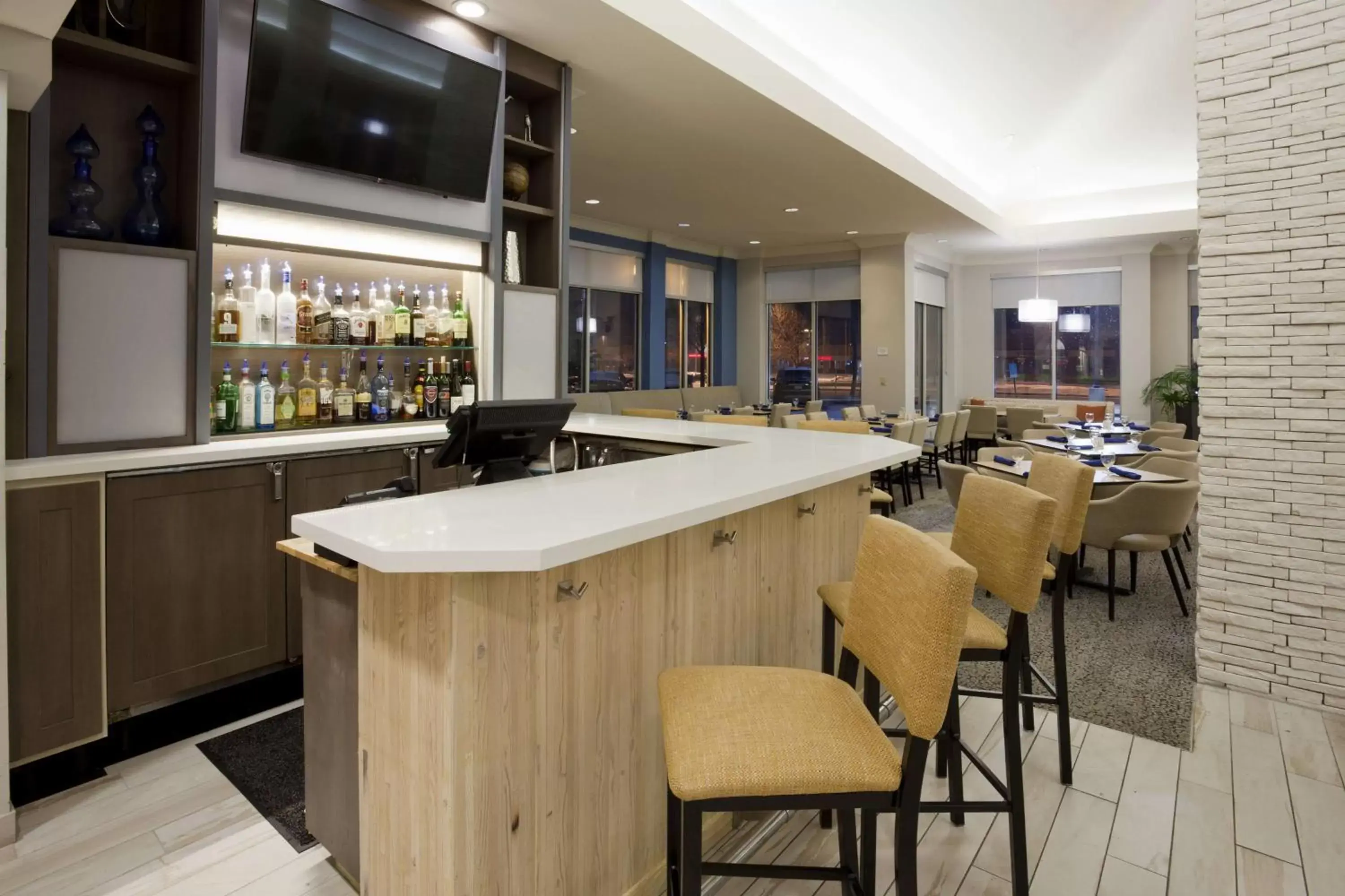 Lounge or bar, Restaurant/Places to Eat in Hilton Garden Inn Minneapolis Eagan