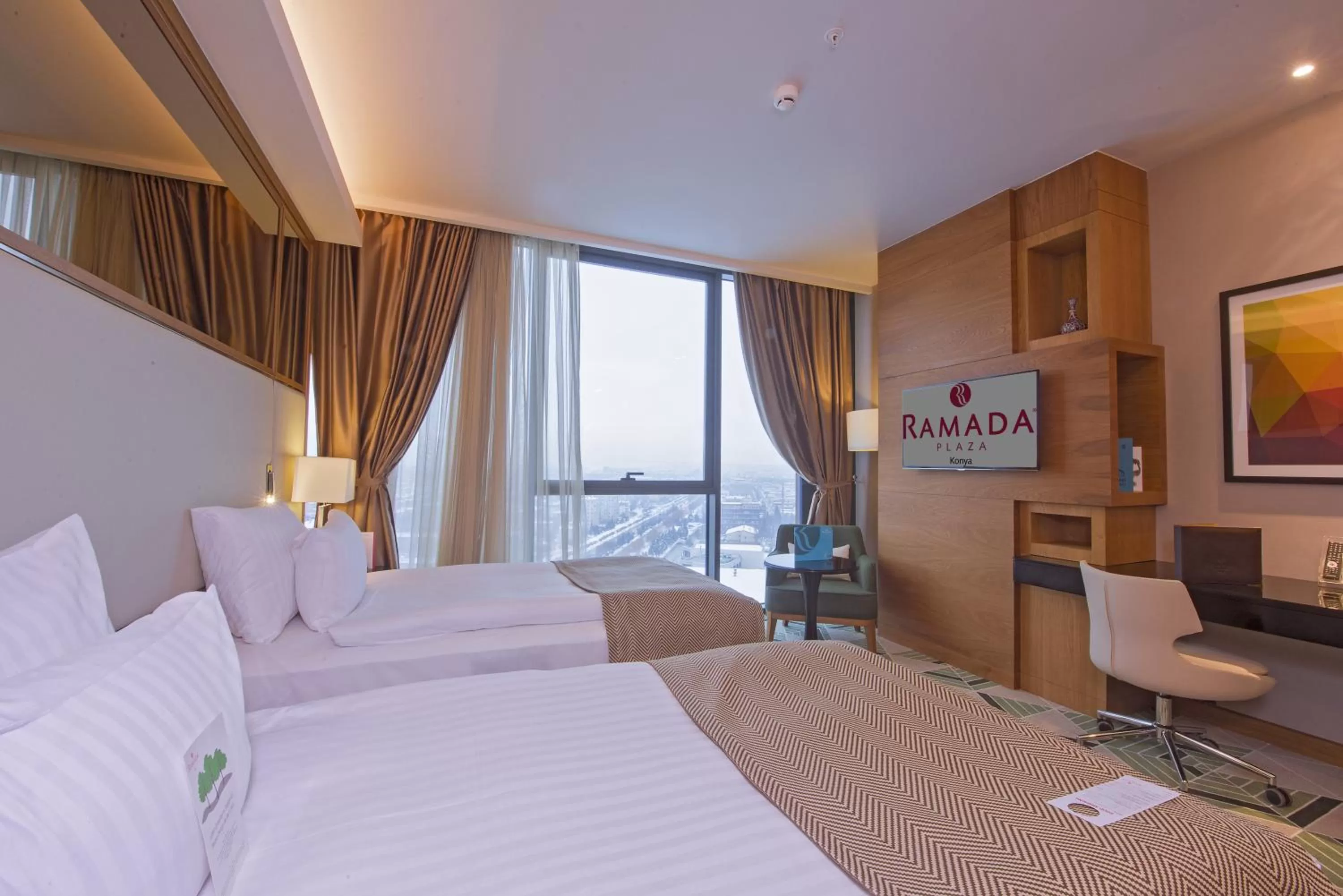 Bedroom, Bed in Ramada Plaza By Wyndham Konya