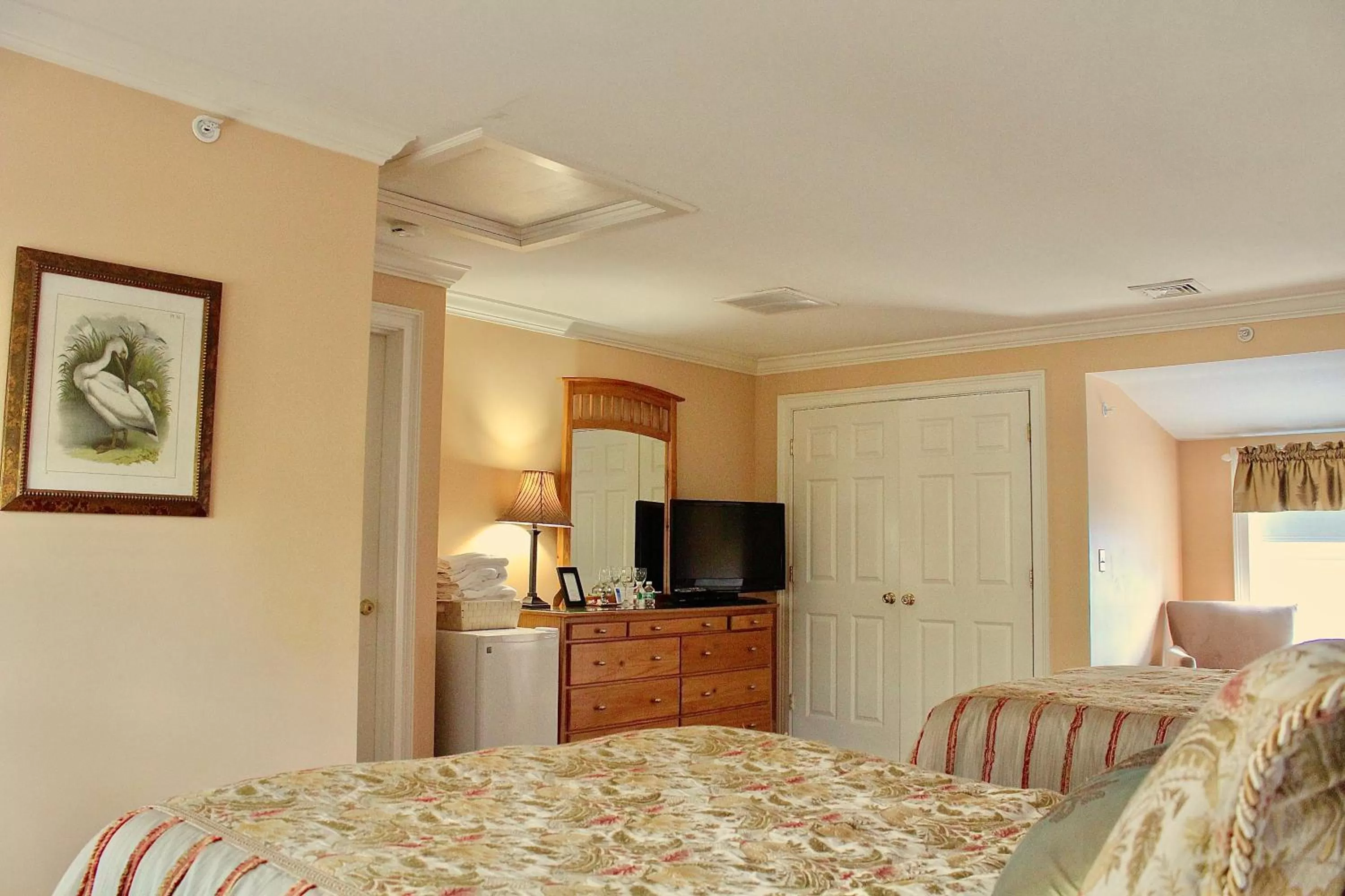 Bed in Compass Rose Inn