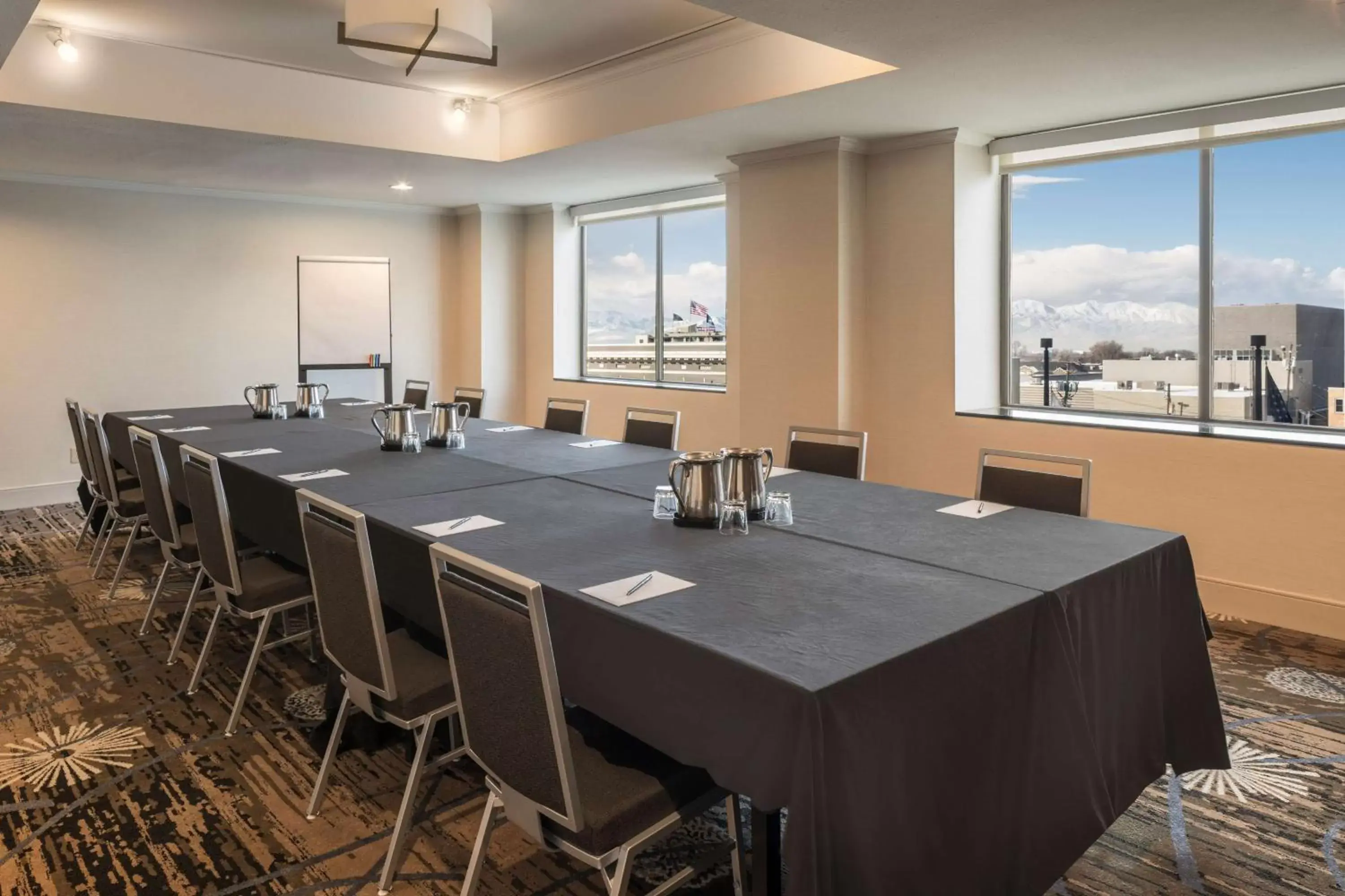 Meeting/conference room in Hilton Salt Lake City Center