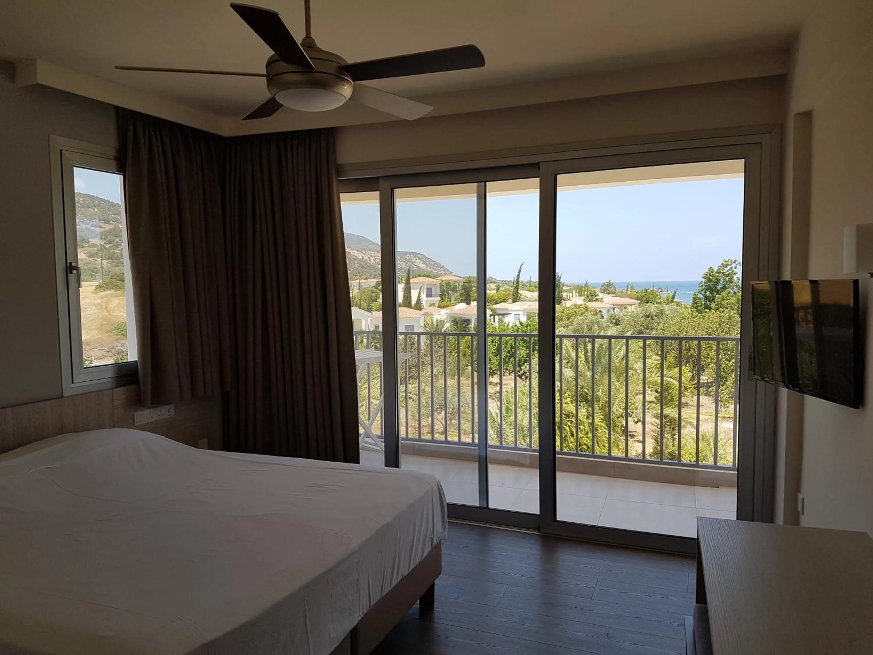 Bed in Aphrodite Beach Hotel