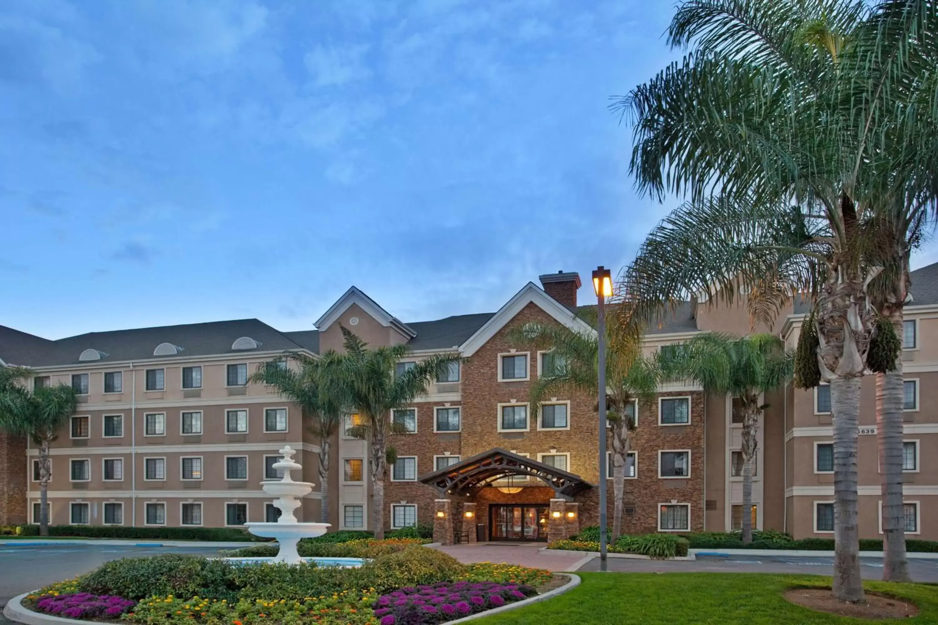 Property Building in Sonesta ES Suites San Diego - Sorrento Mesa