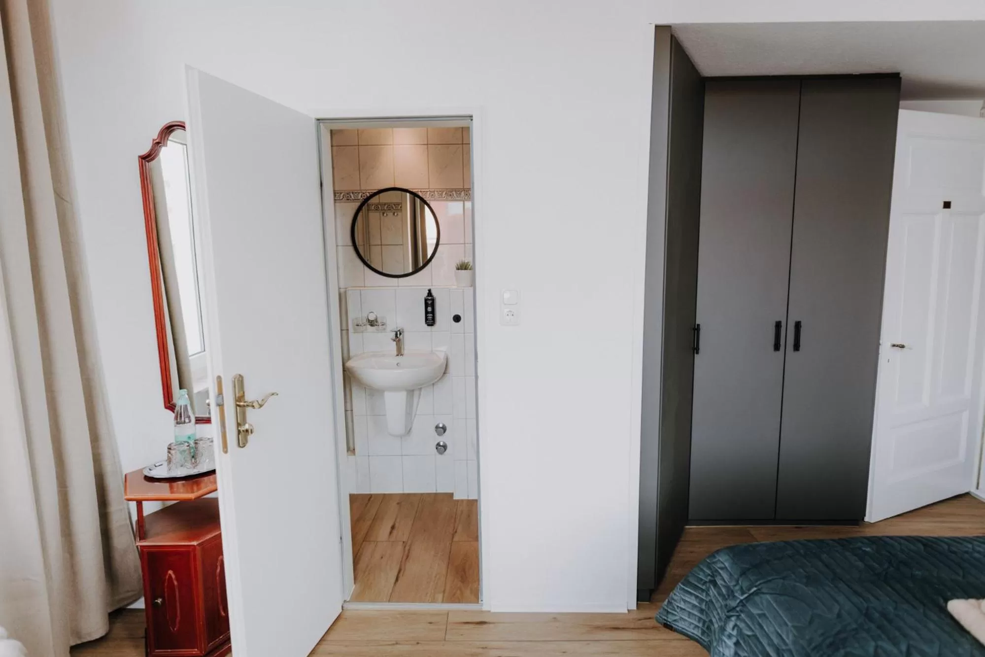 Bathroom in Hotel Villa Ems