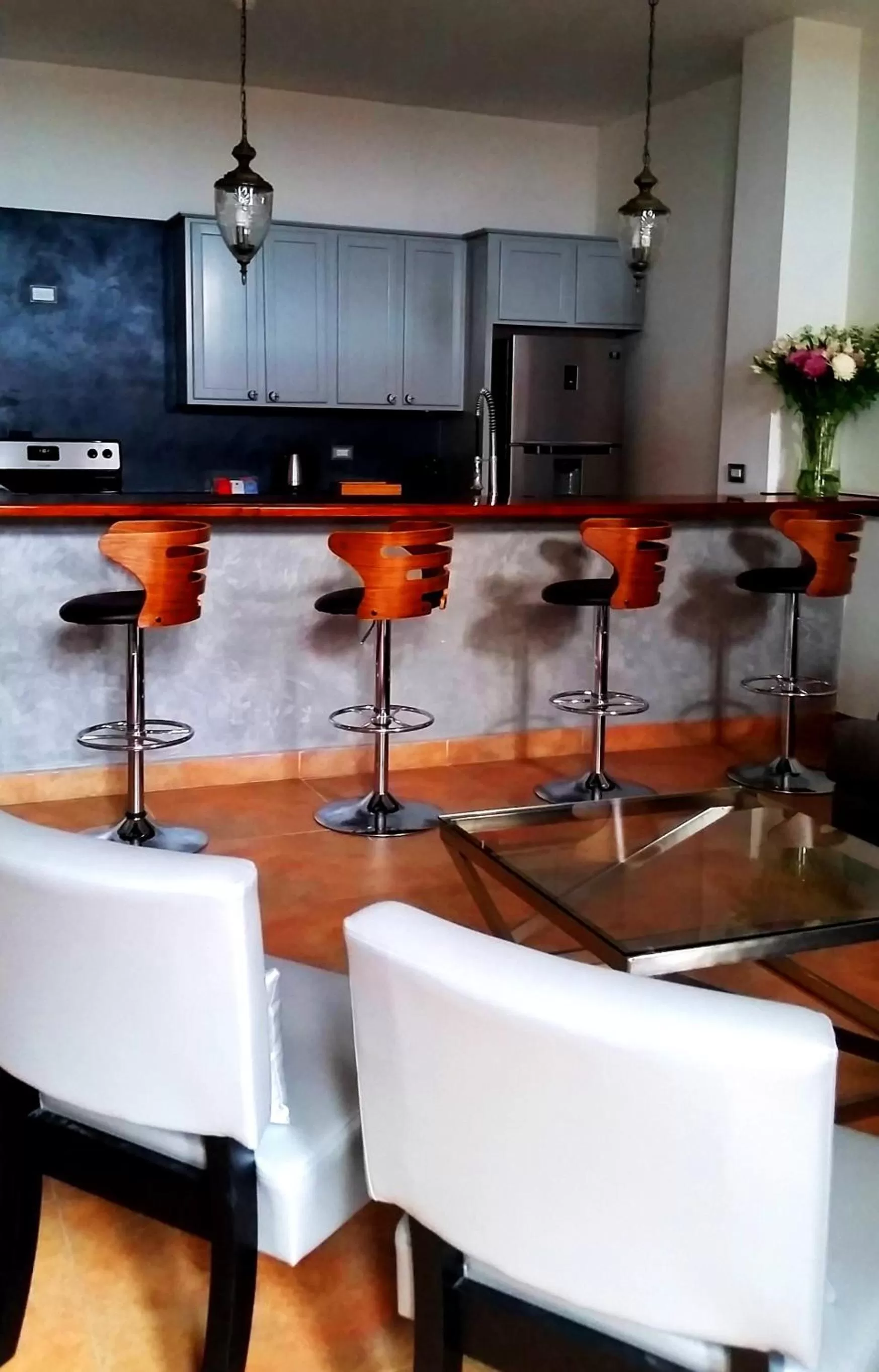 Kitchen or kitchenette in La Isabela Suites