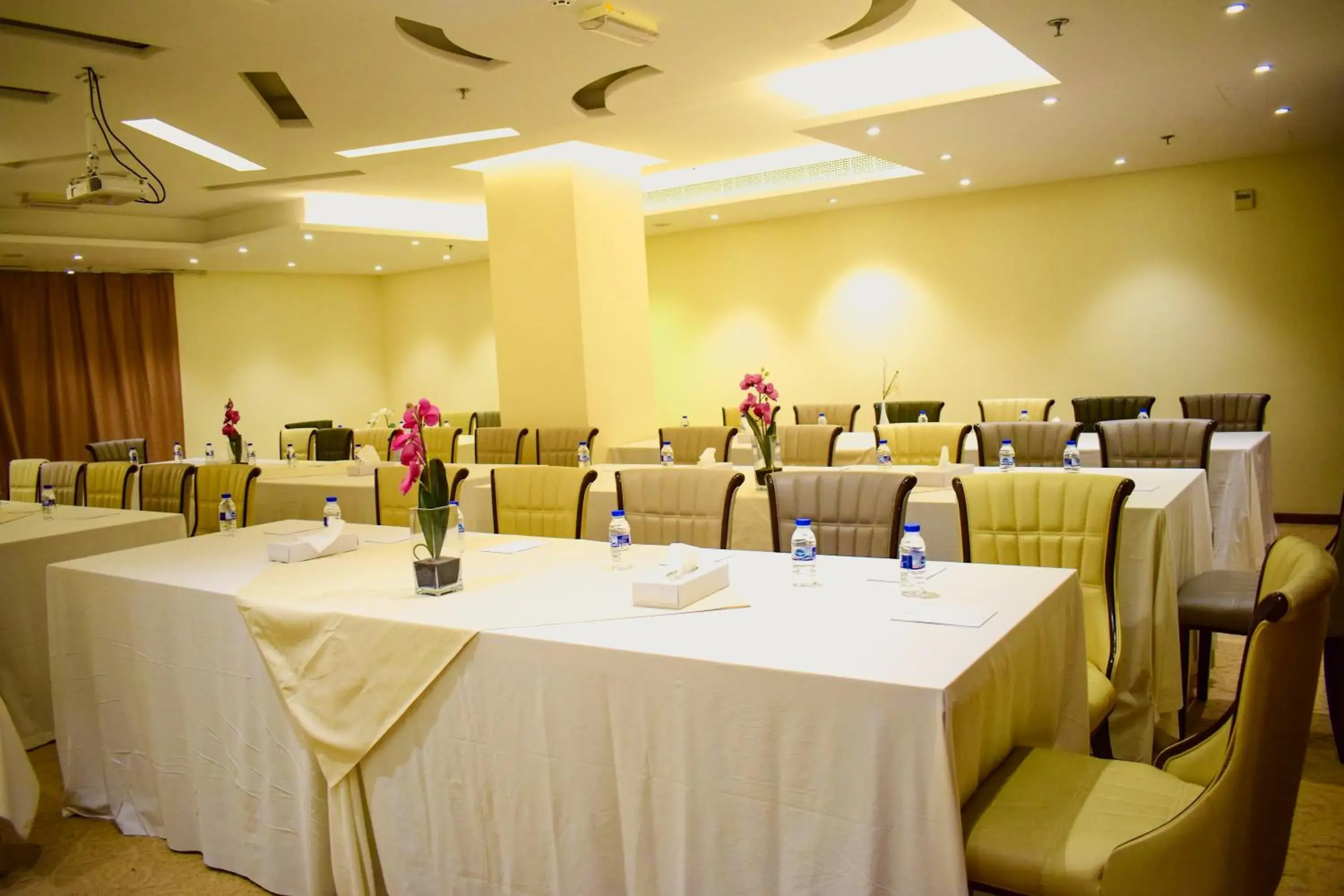 Banquet/Function facilities in The Secure Inn Hotel Muscat