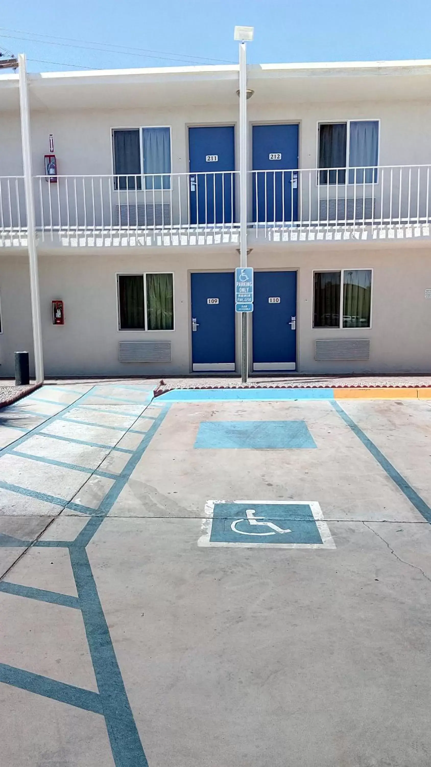 Property building, Facade/Entrance in Motel 6-Blythe, CA - South