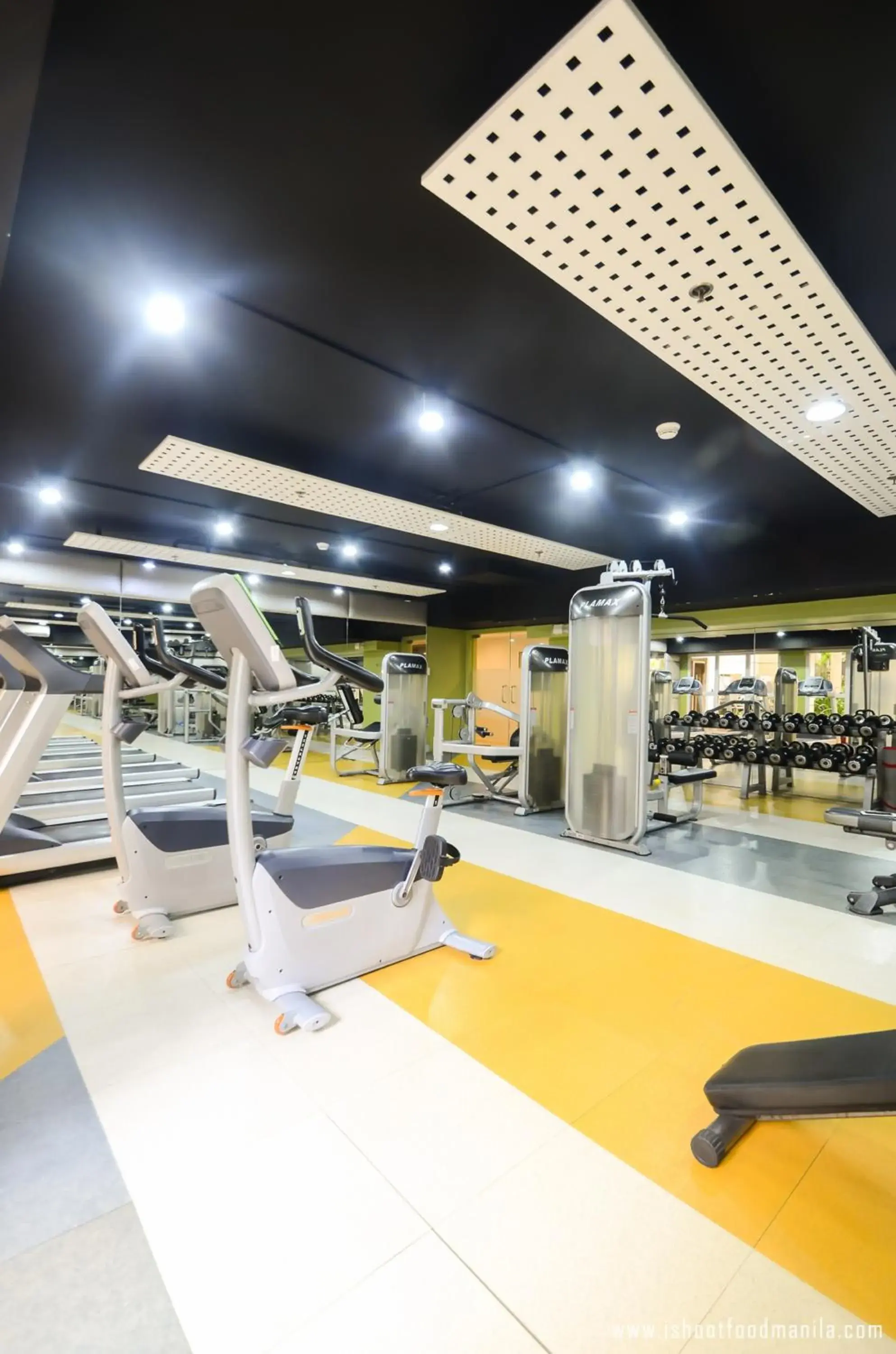 Fitness centre/facilities, Fitness Center/Facilities in Extremeli Suites