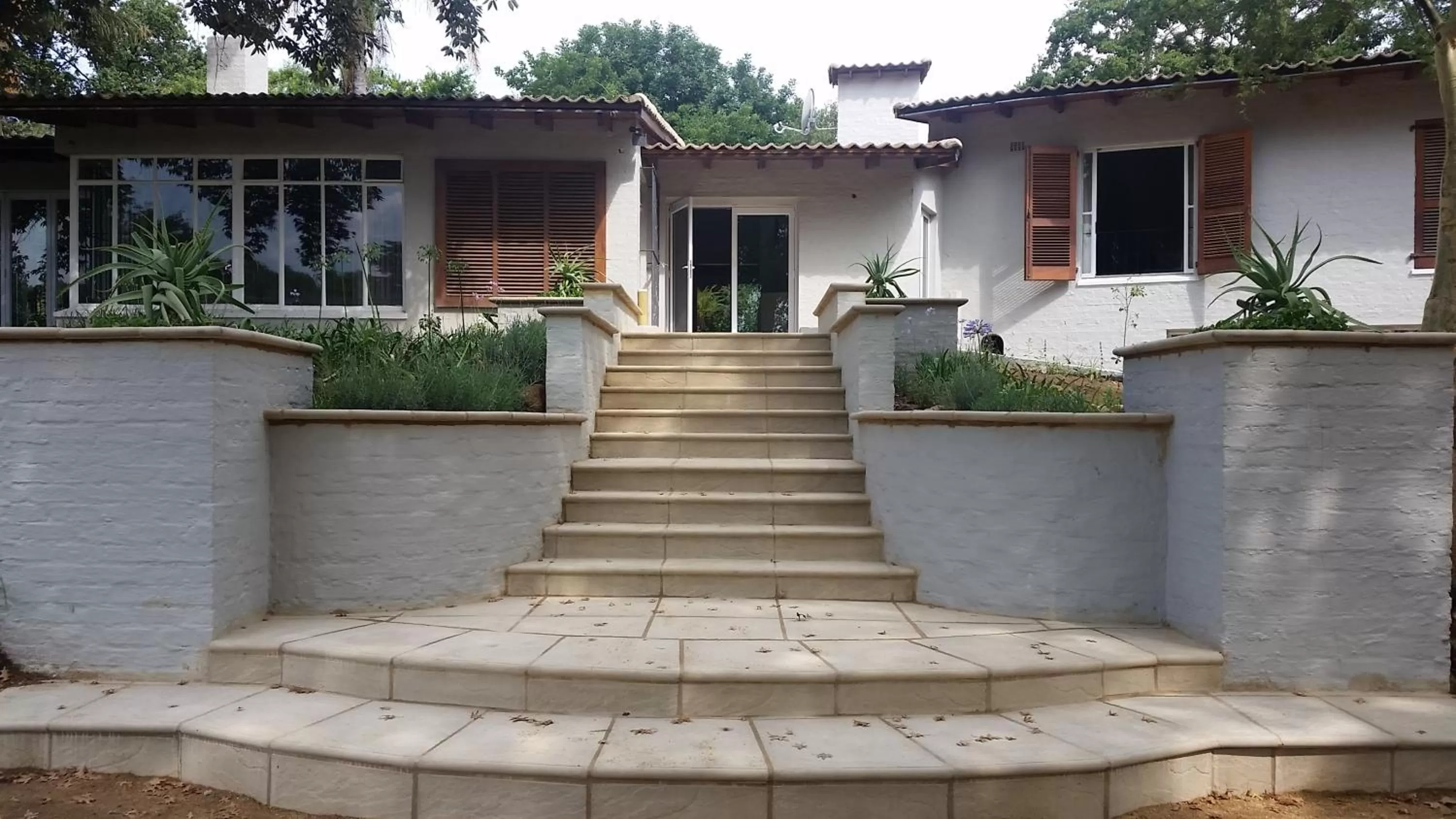 Property building in Amberhall Guesthouse