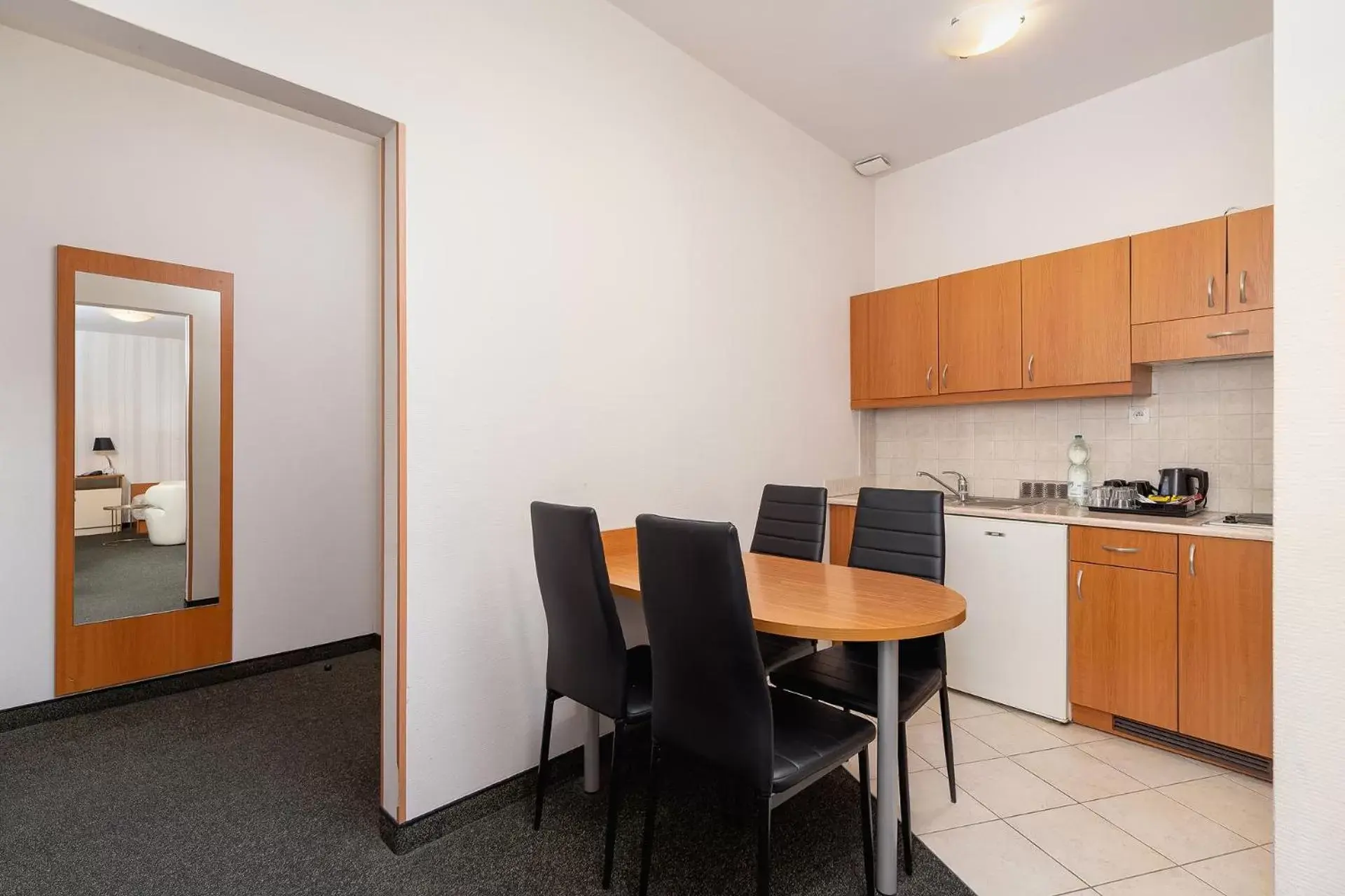 Kitchen or kitchenette, Kitchen/Kitchenette in Hotel Atrium